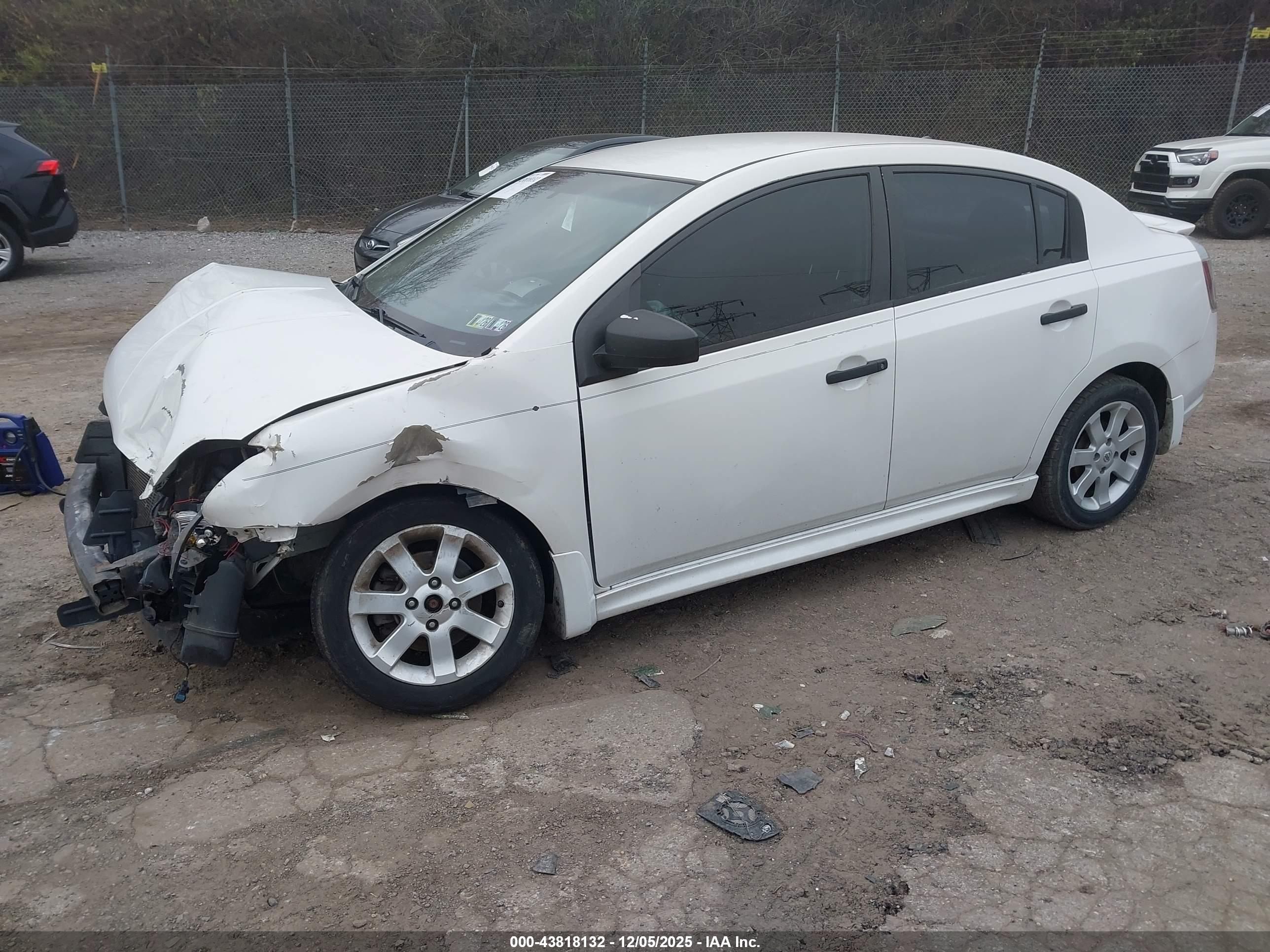 NISSAN SENTRA image 2