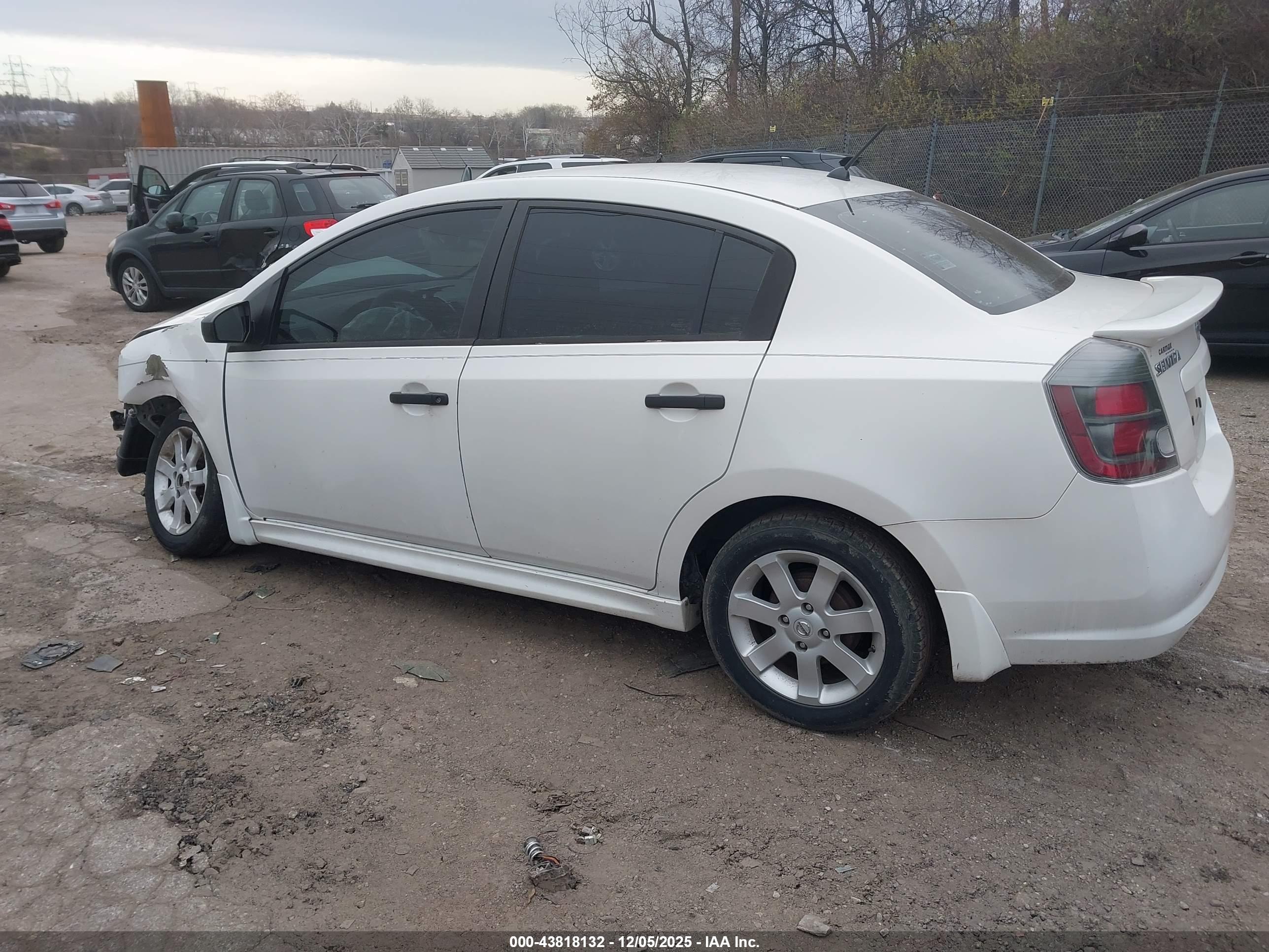 NISSAN SENTRA image 3