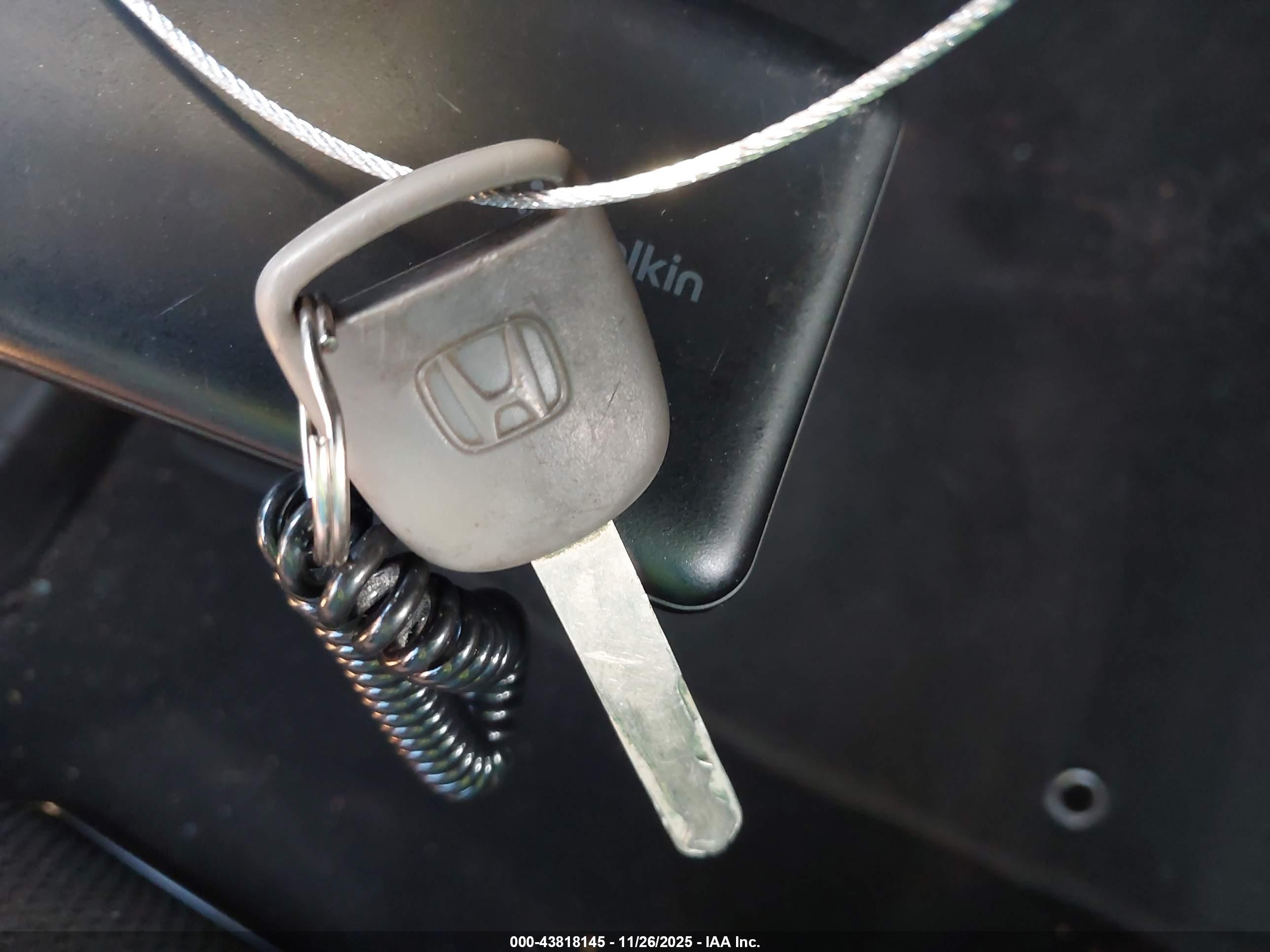 HONDA CIVIC image 11