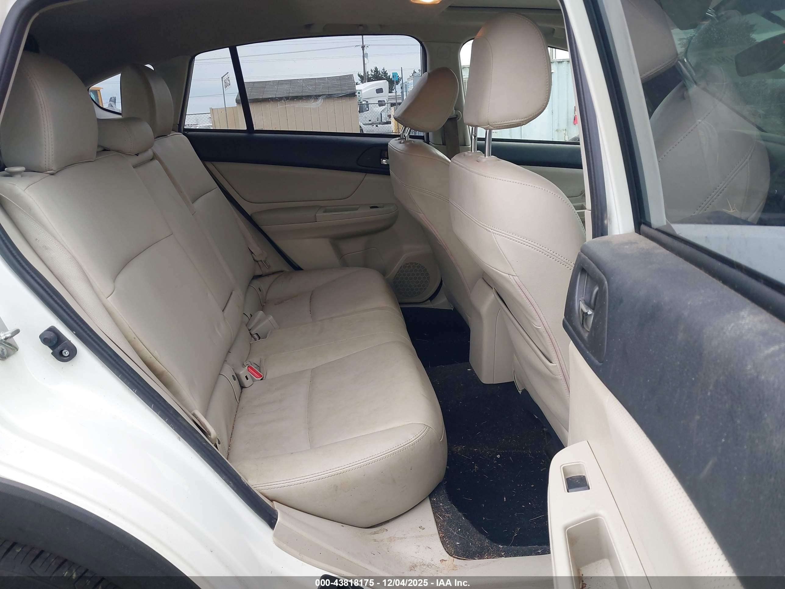 SUBARU XV image 8