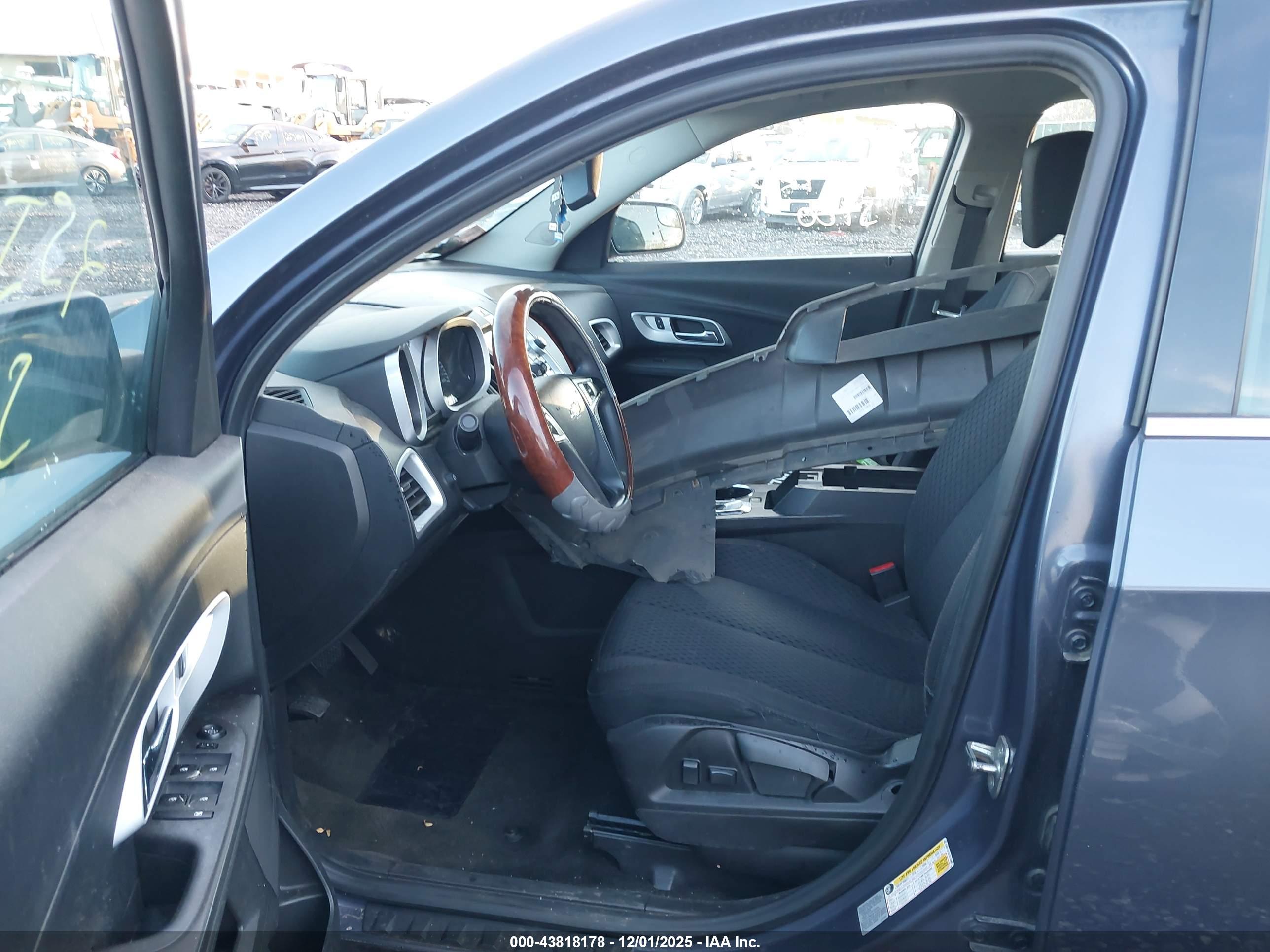 CHEVROLET EQUINOX image 5