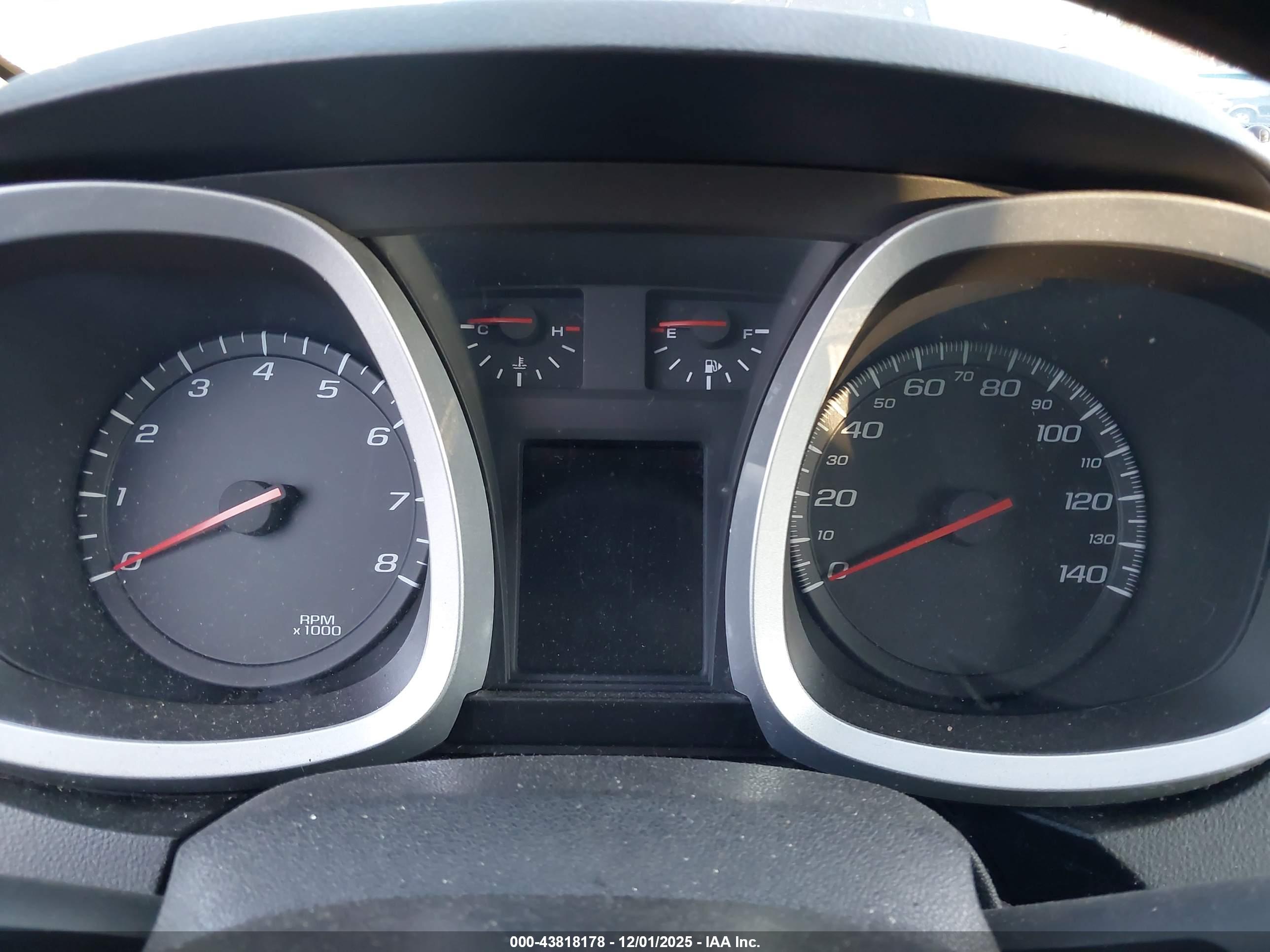 CHEVROLET EQUINOX image 7