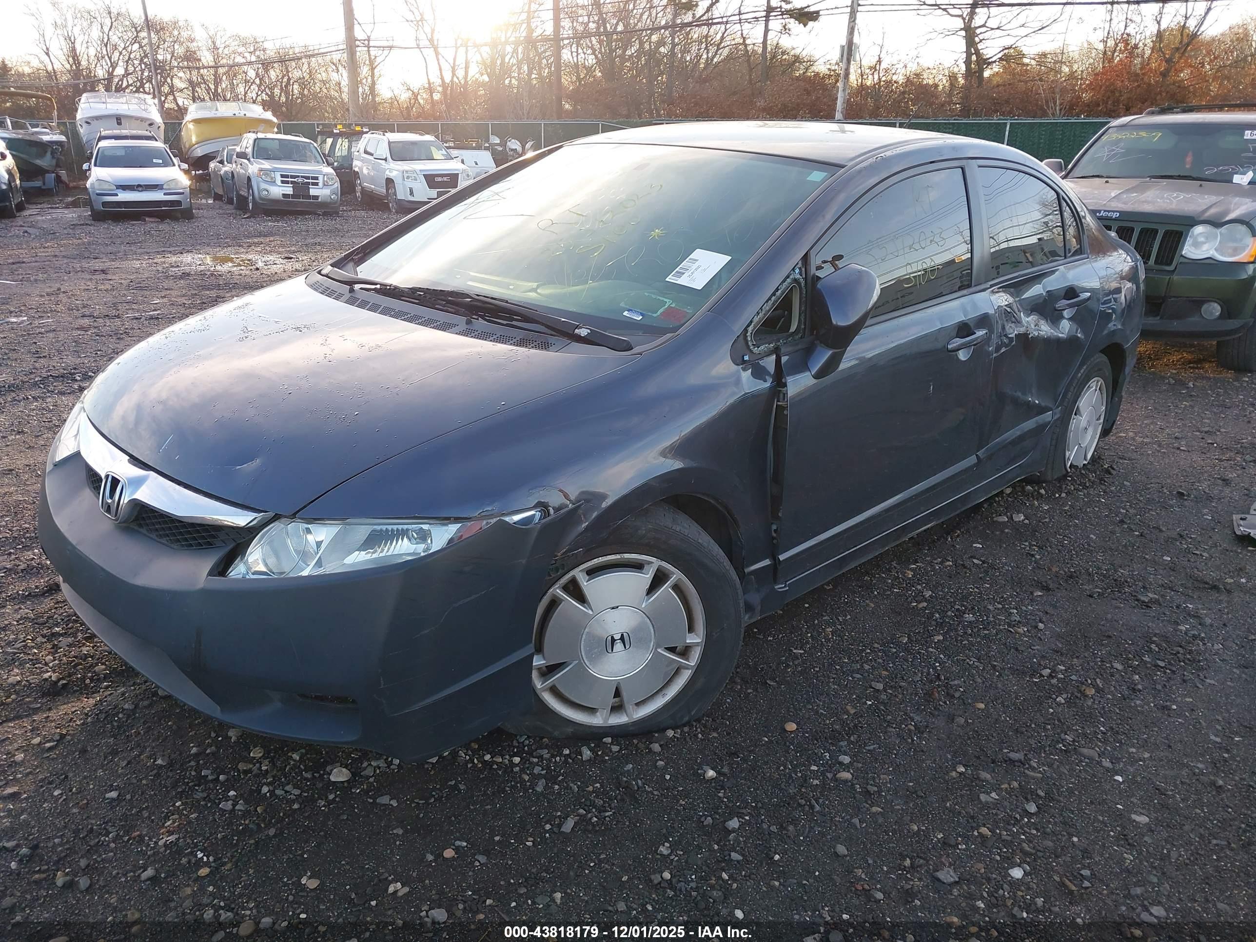 HONDA CIVIC image 2