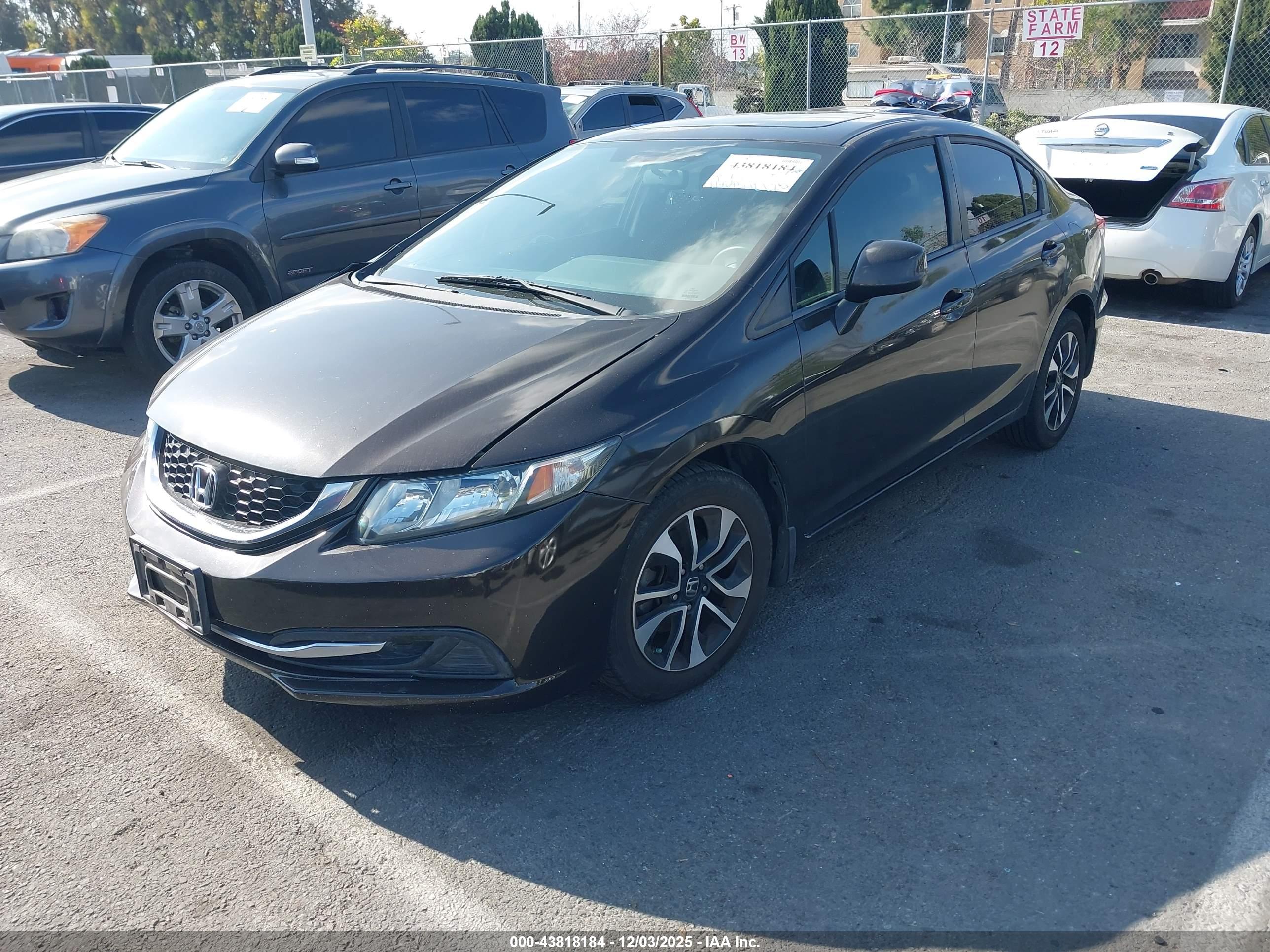 HONDA CIVIC image 2