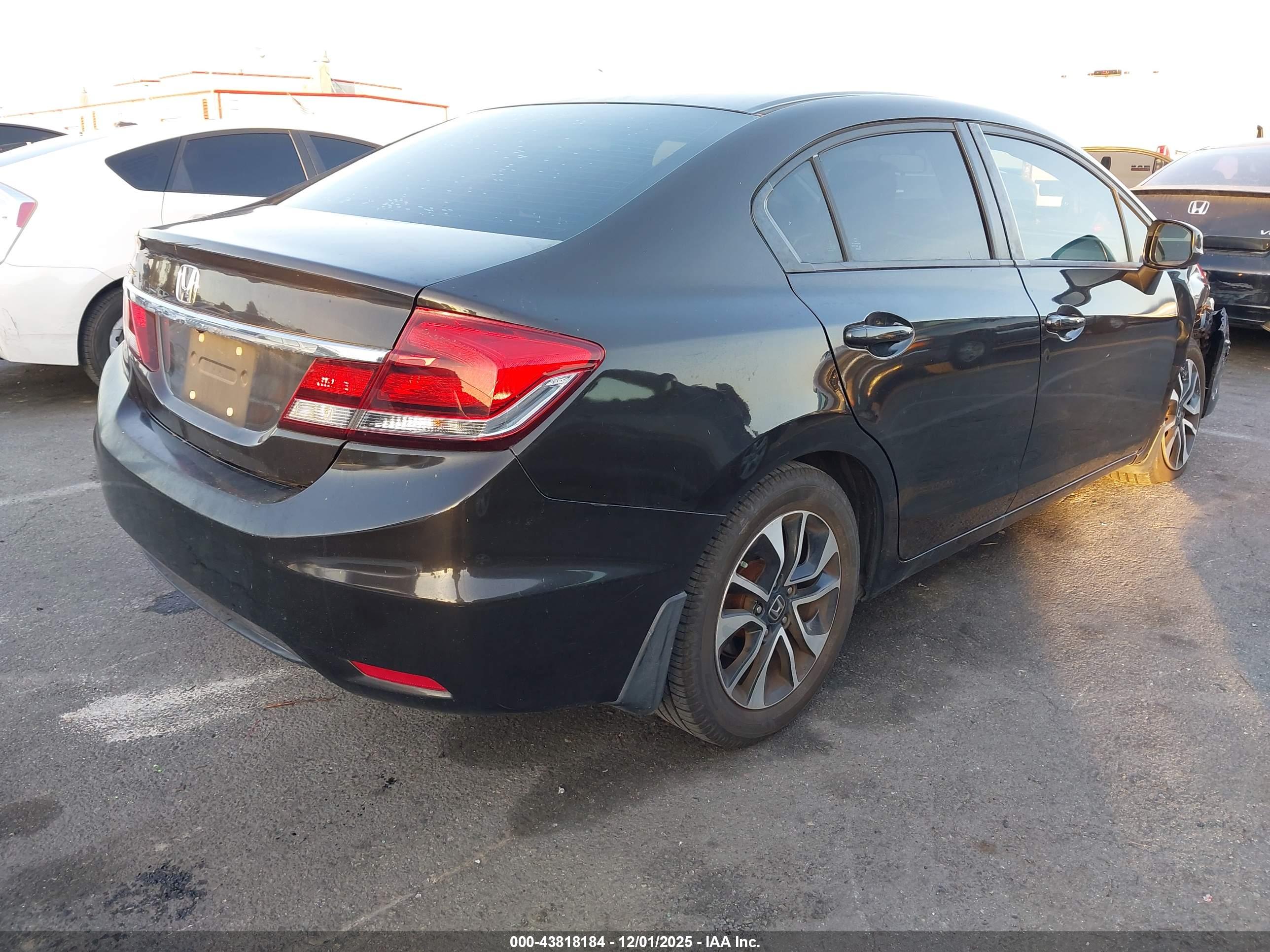 HONDA CIVIC image 4