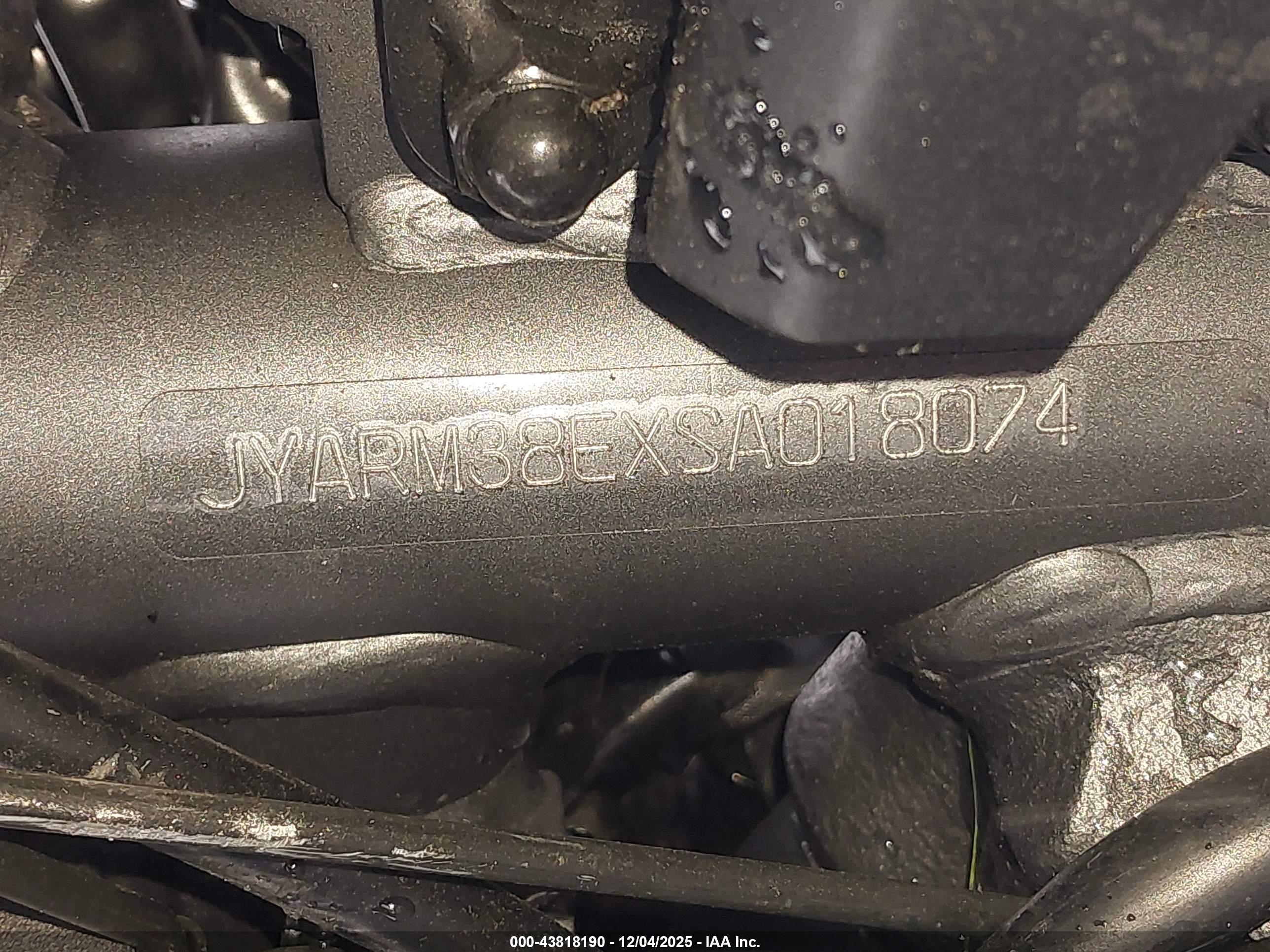 YAMAHA YZFR7 image 10