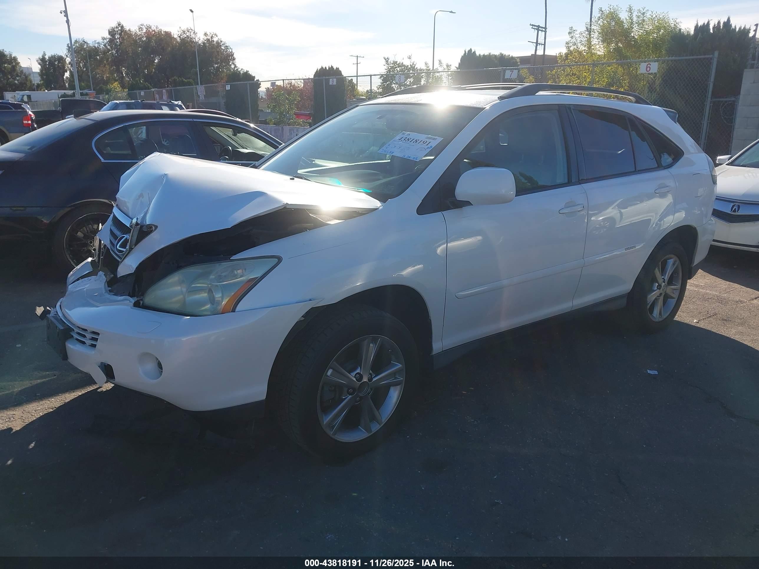 LEXUS RX image 2