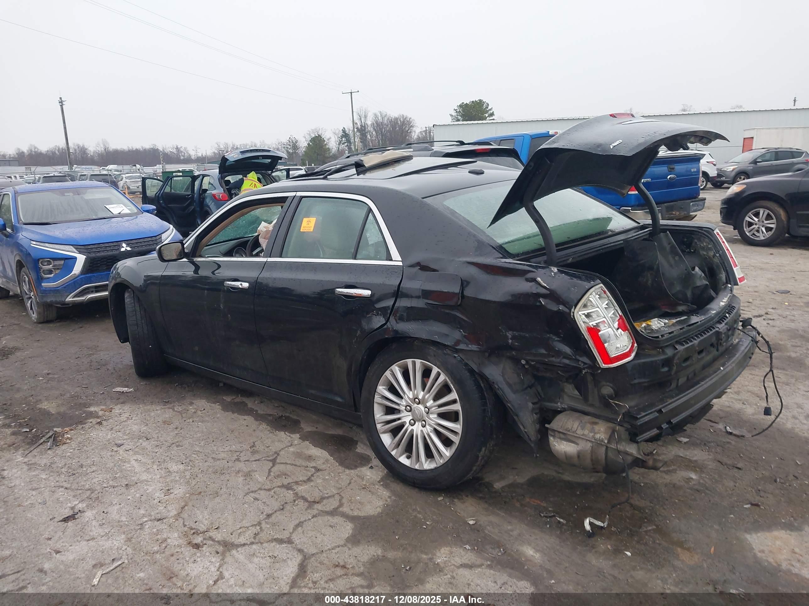 CHRYSLER 300C image 3