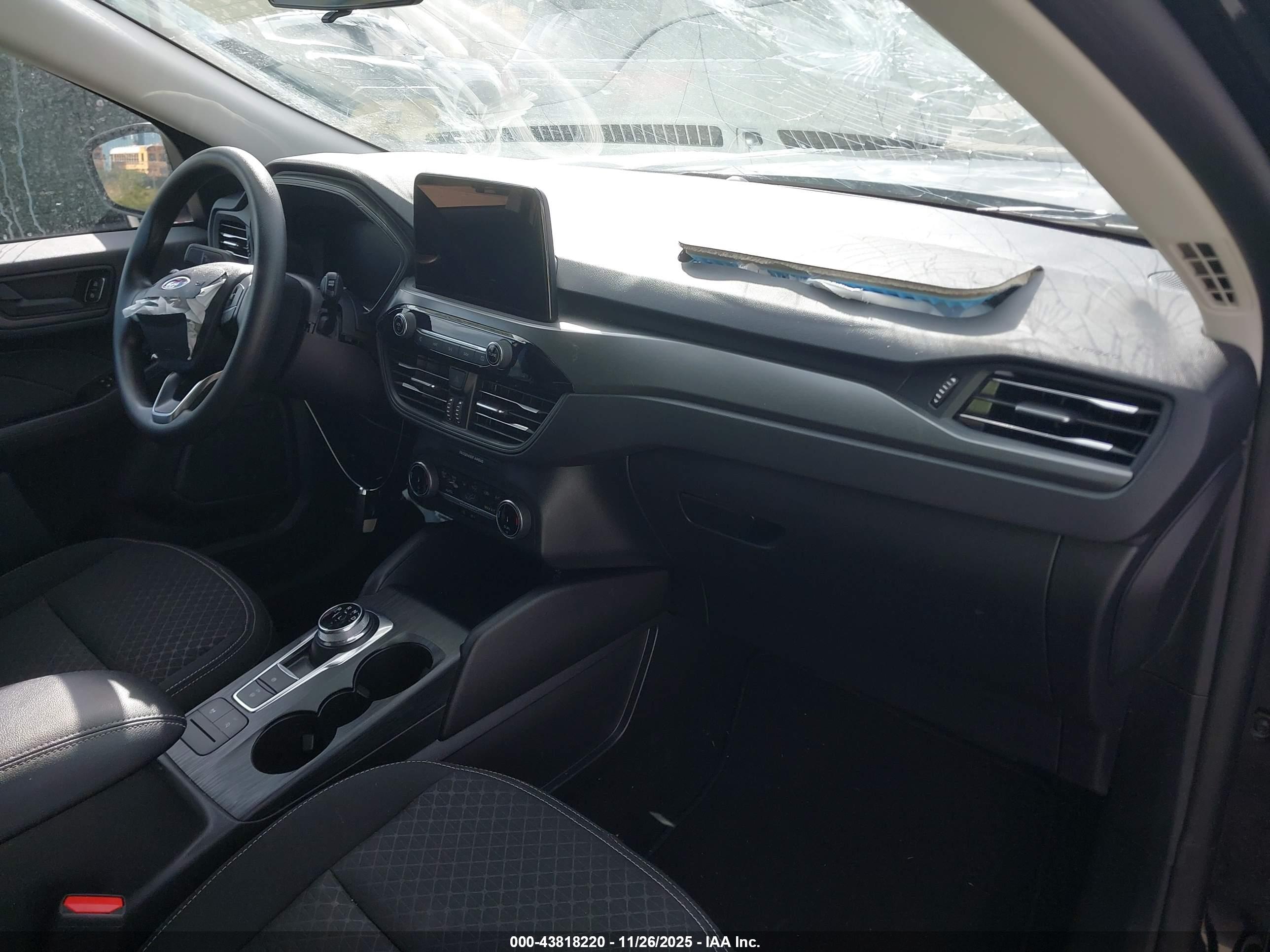 FORD ESCAPE image 5