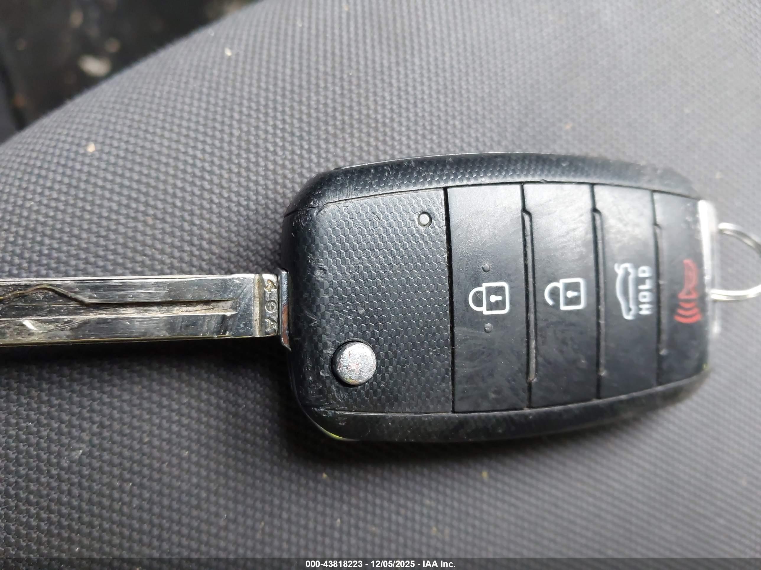 KIA RIO image 11