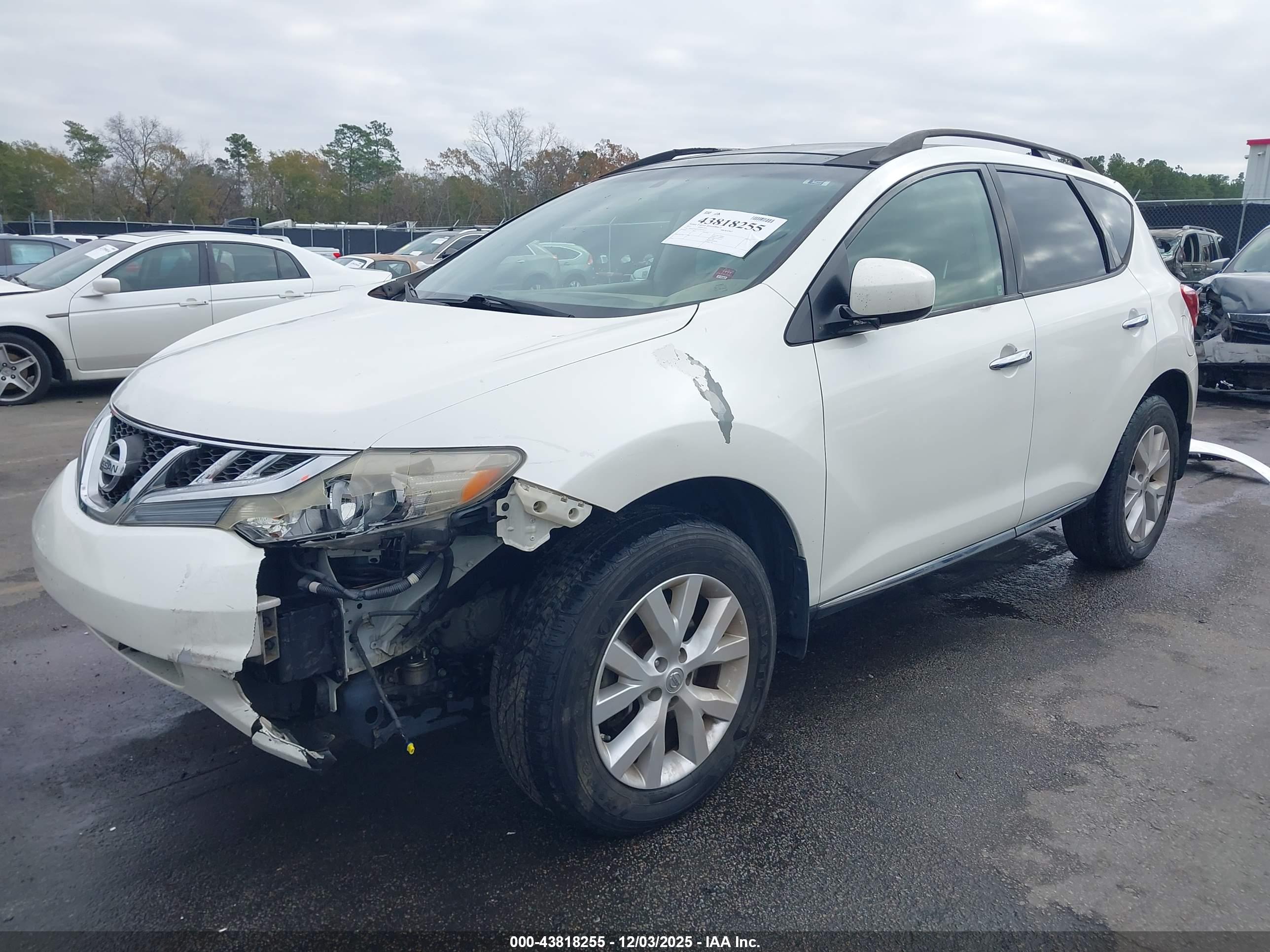 NISSAN MURANO image 2