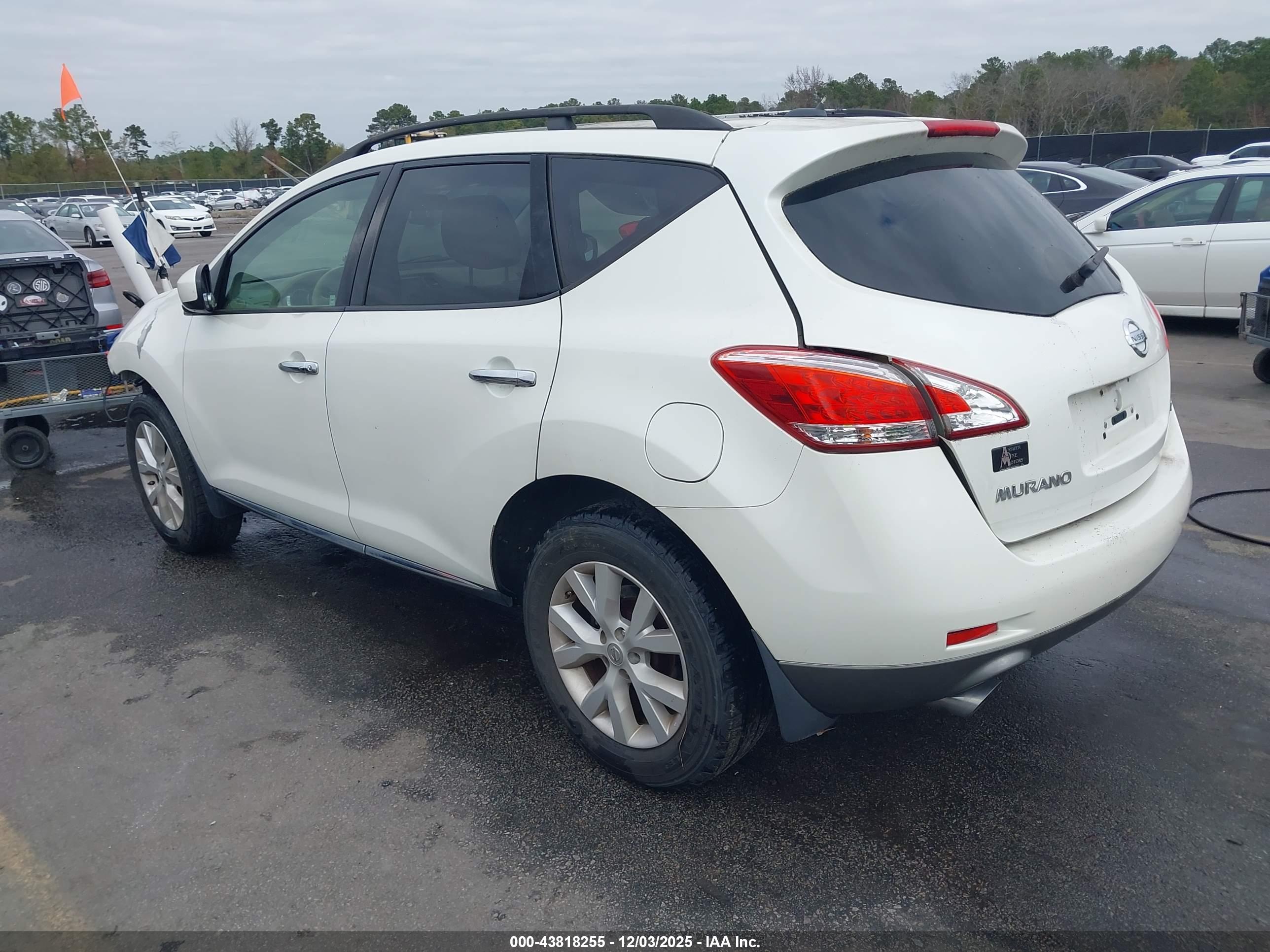 NISSAN MURANO image 3
