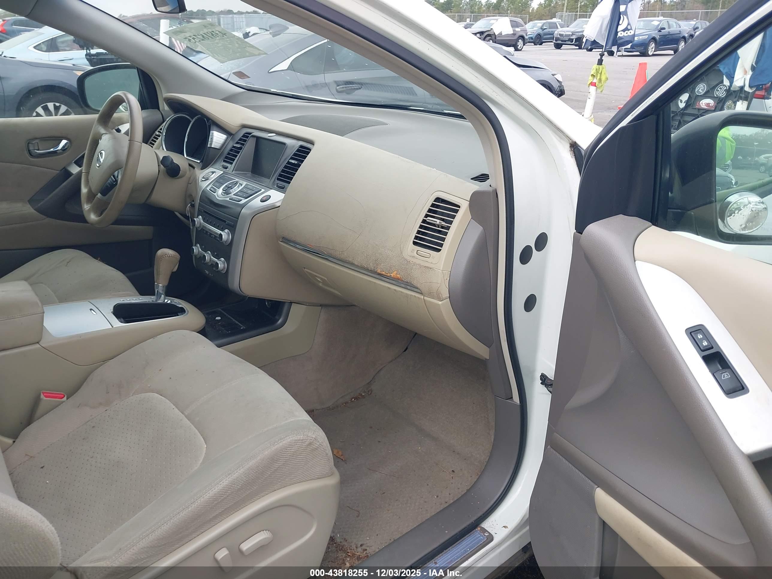 NISSAN MURANO image 5