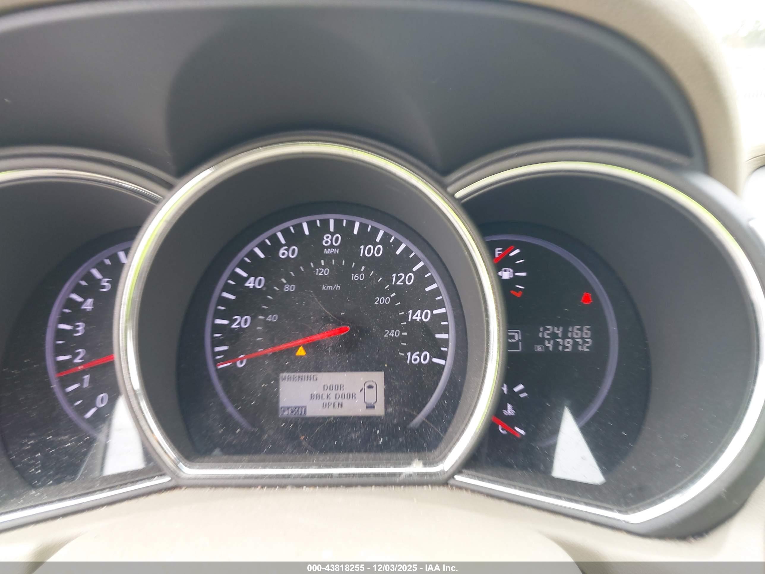 NISSAN MURANO image 7