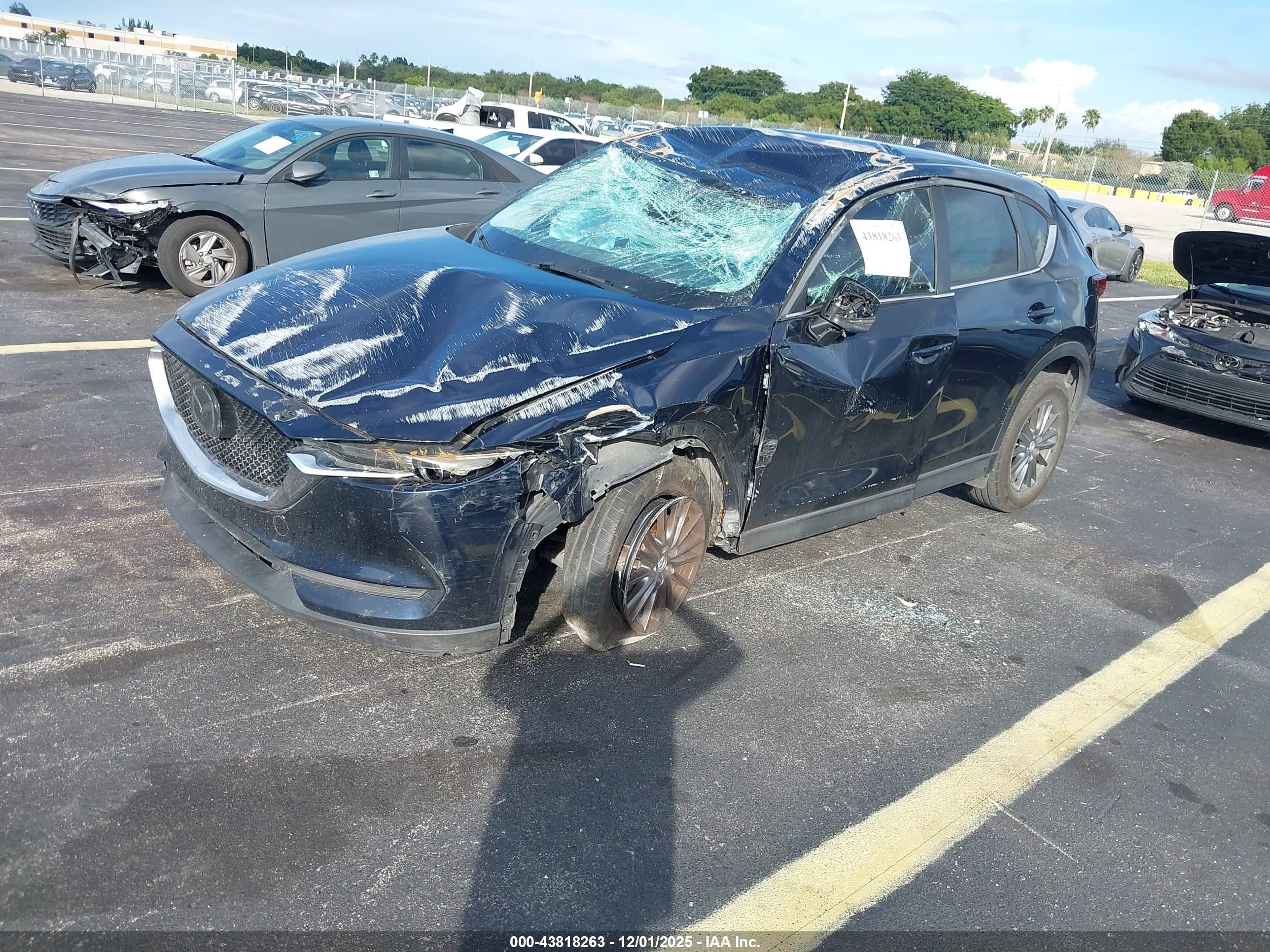 MAZDA CX-5 image 2