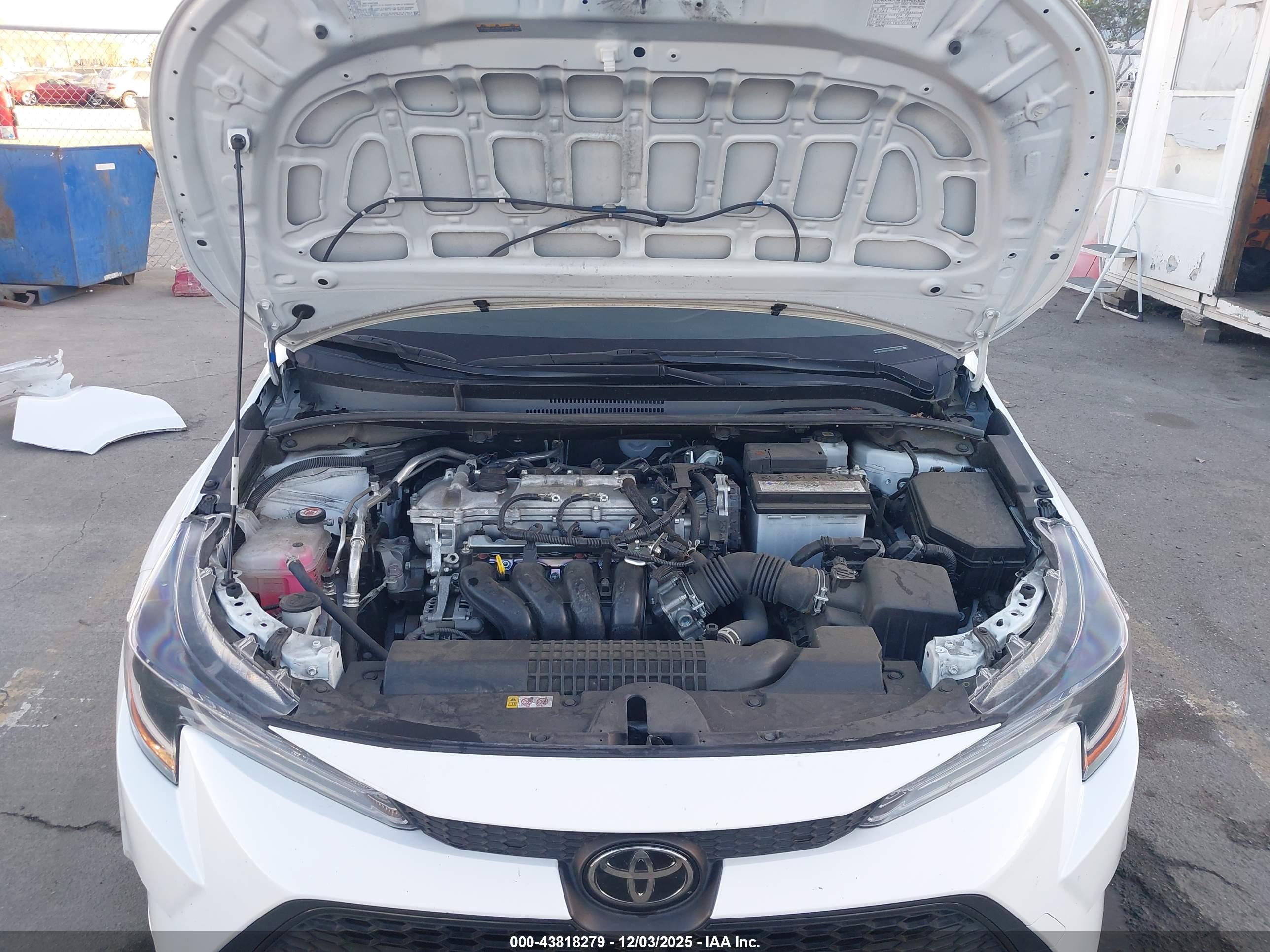 TOYOTA COROLLA image 10