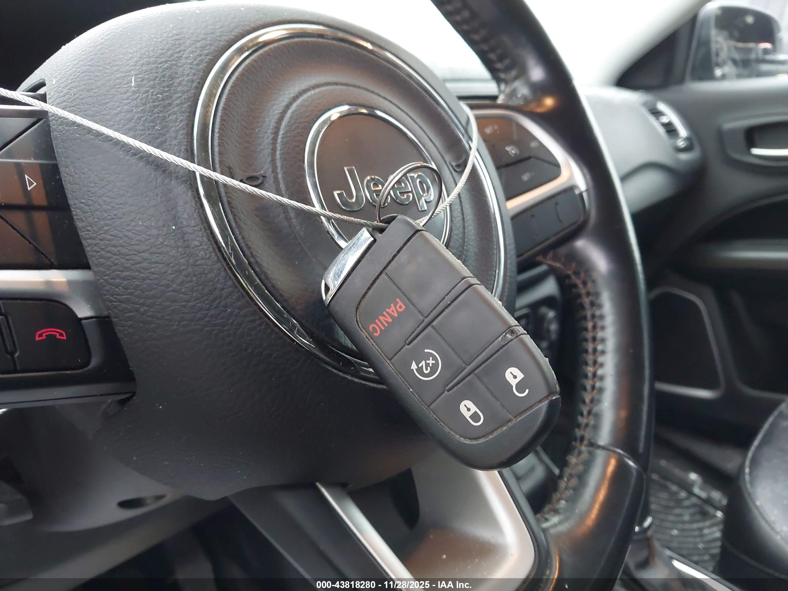 JEEP COMPASS image 11