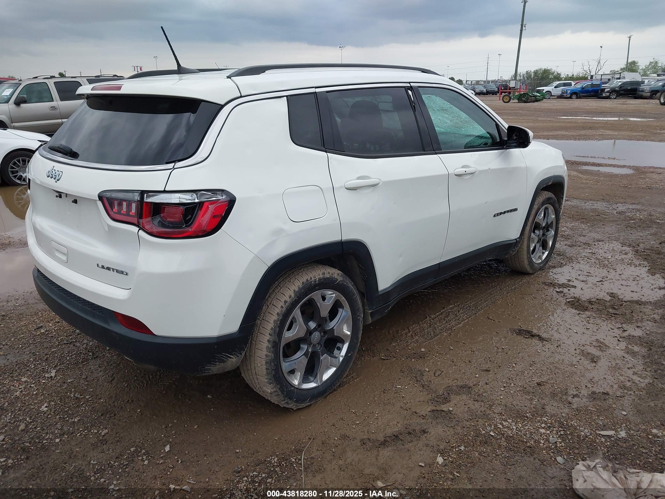 JEEP COMPASS image 4