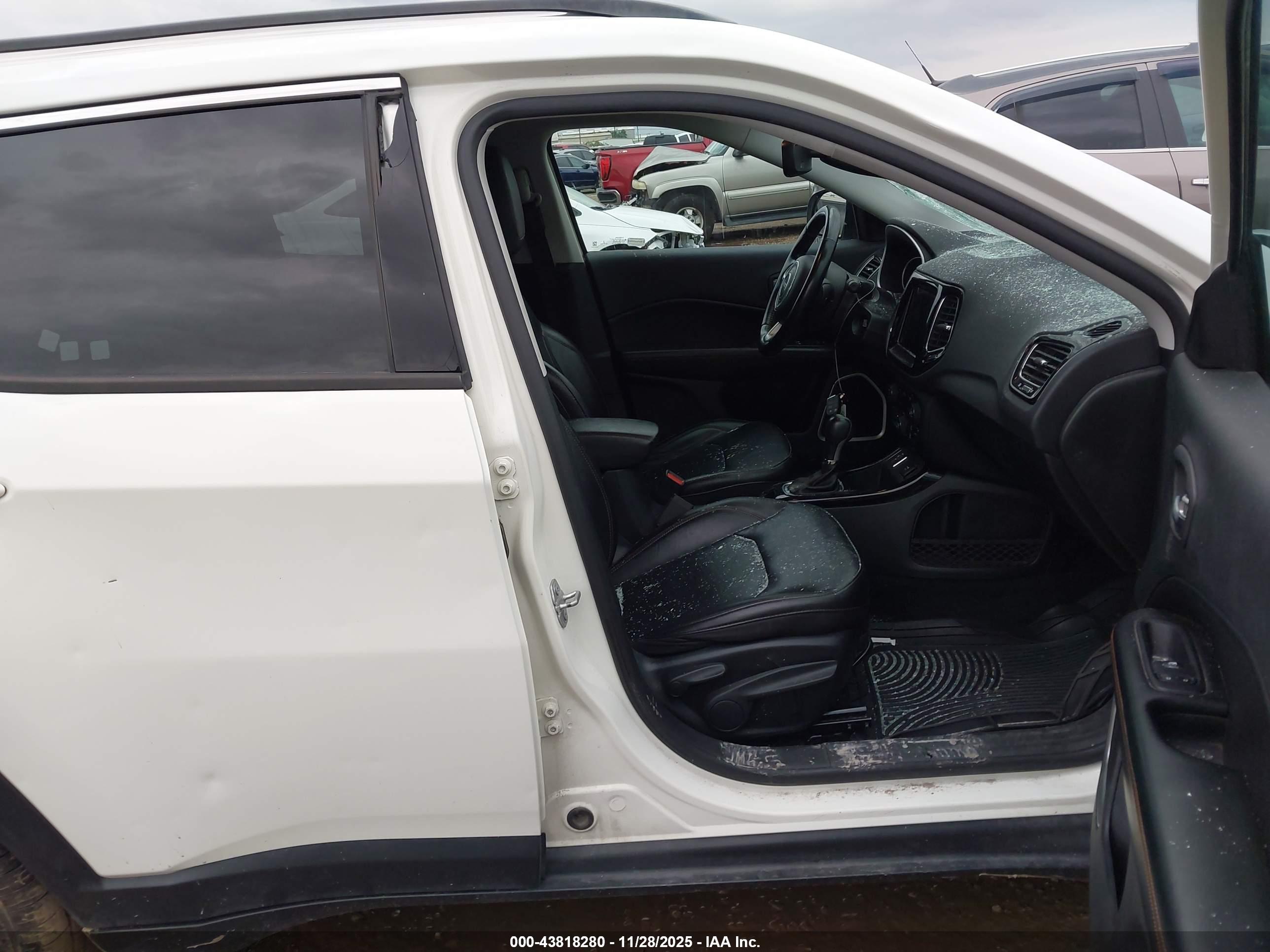 JEEP COMPASS image 5