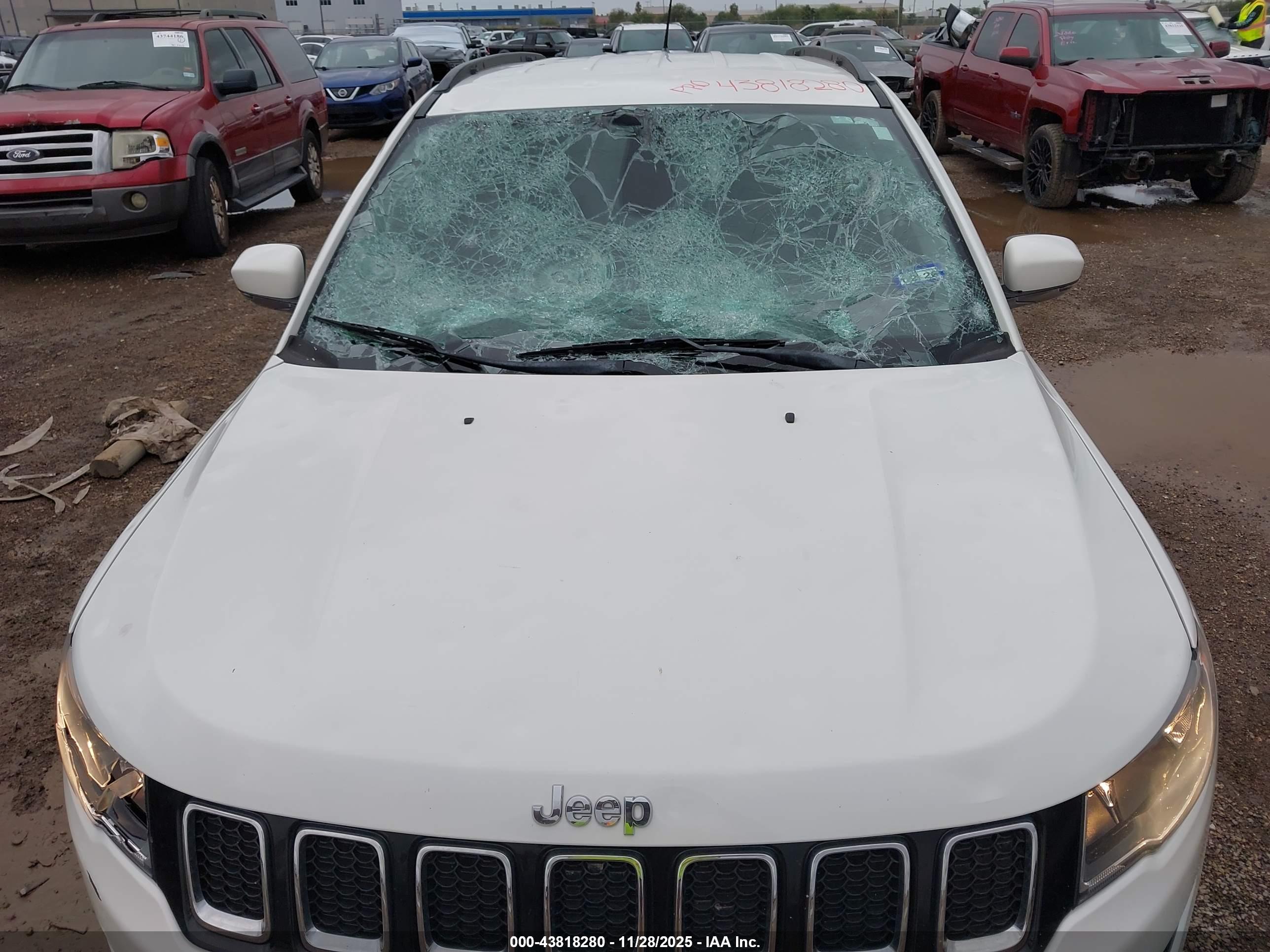 JEEP COMPASS image 6