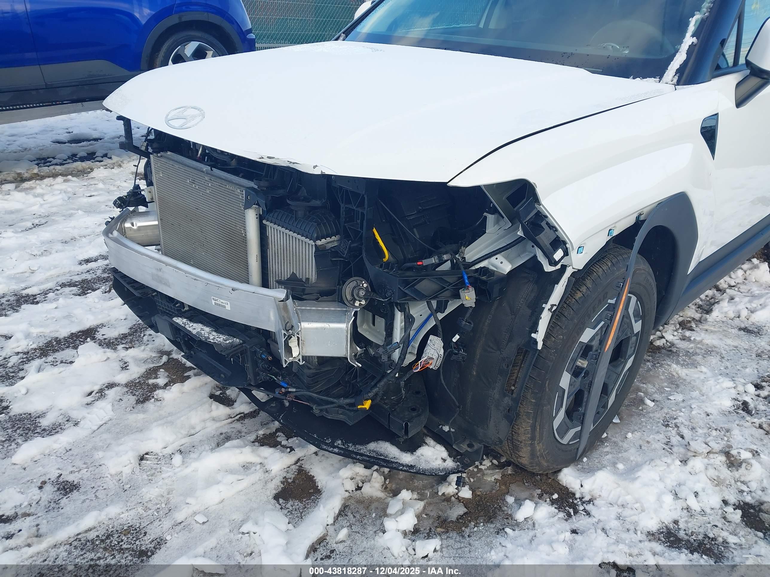 HYUNDAI SANTA image 6
