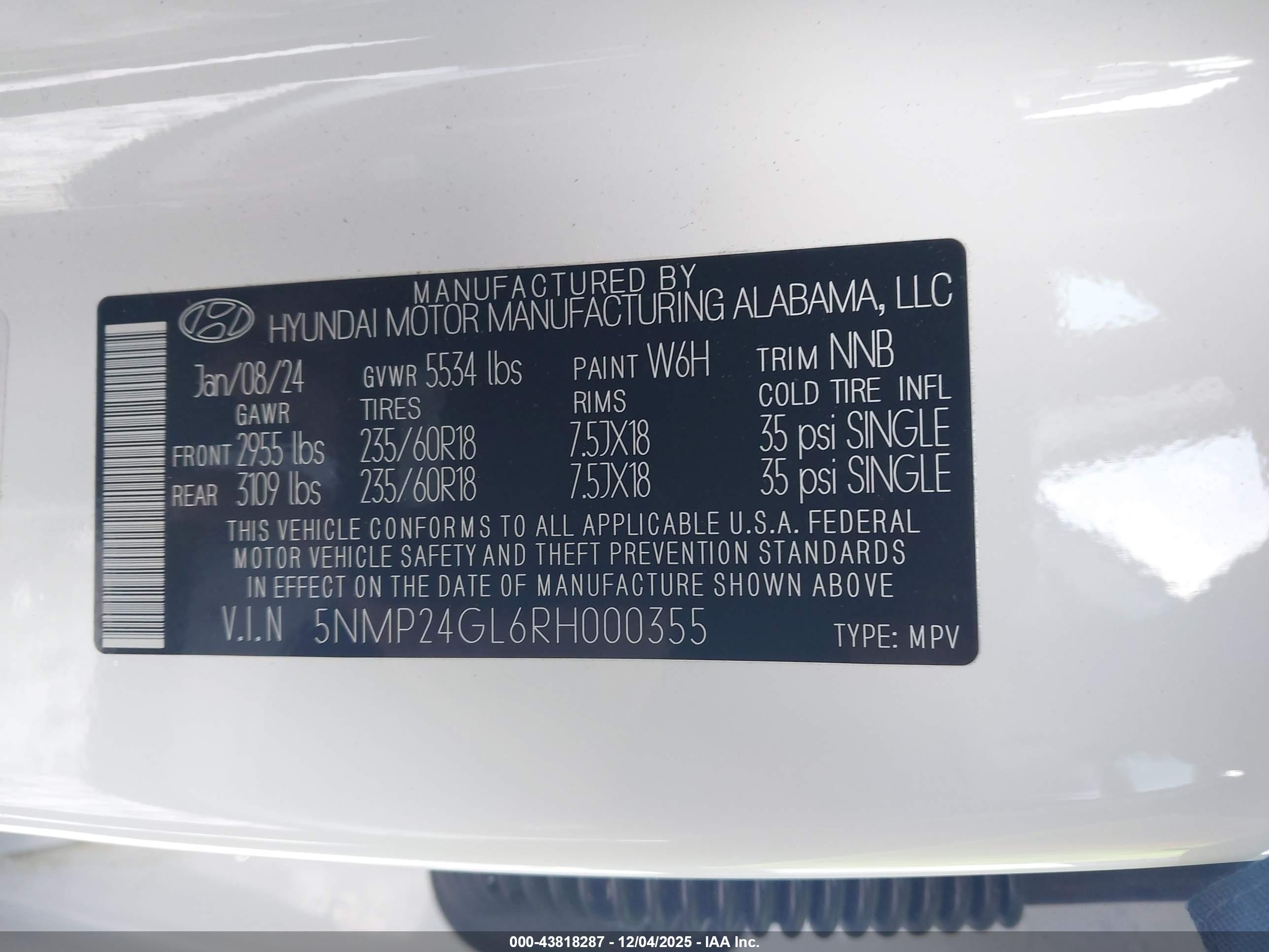 HYUNDAI SANTA image 9