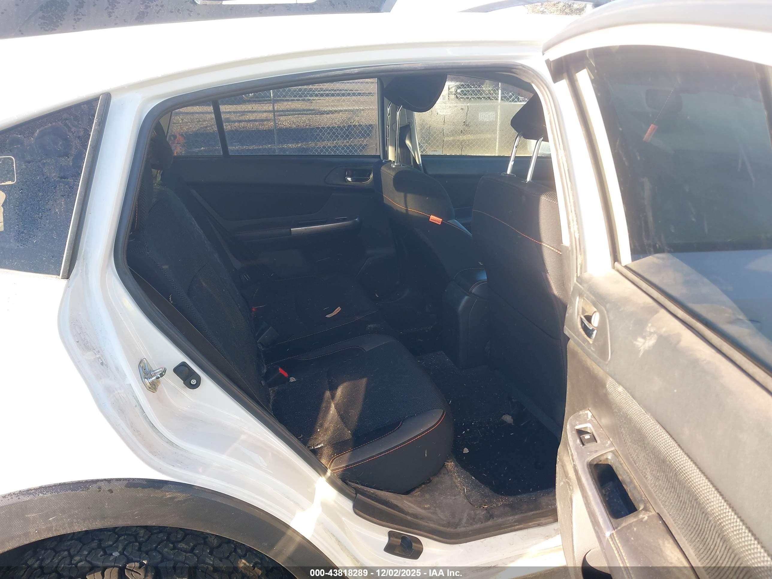 SUBARU CROSSTREK image 8