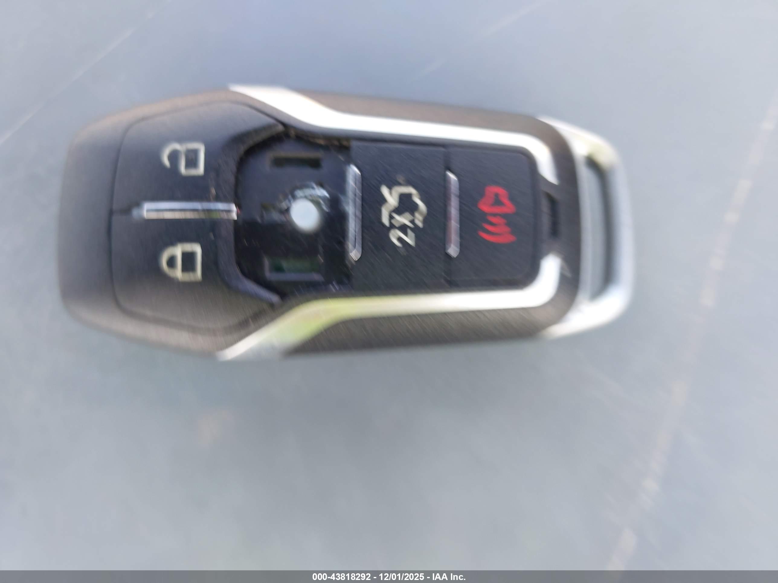 FORD EXPLORER image 11