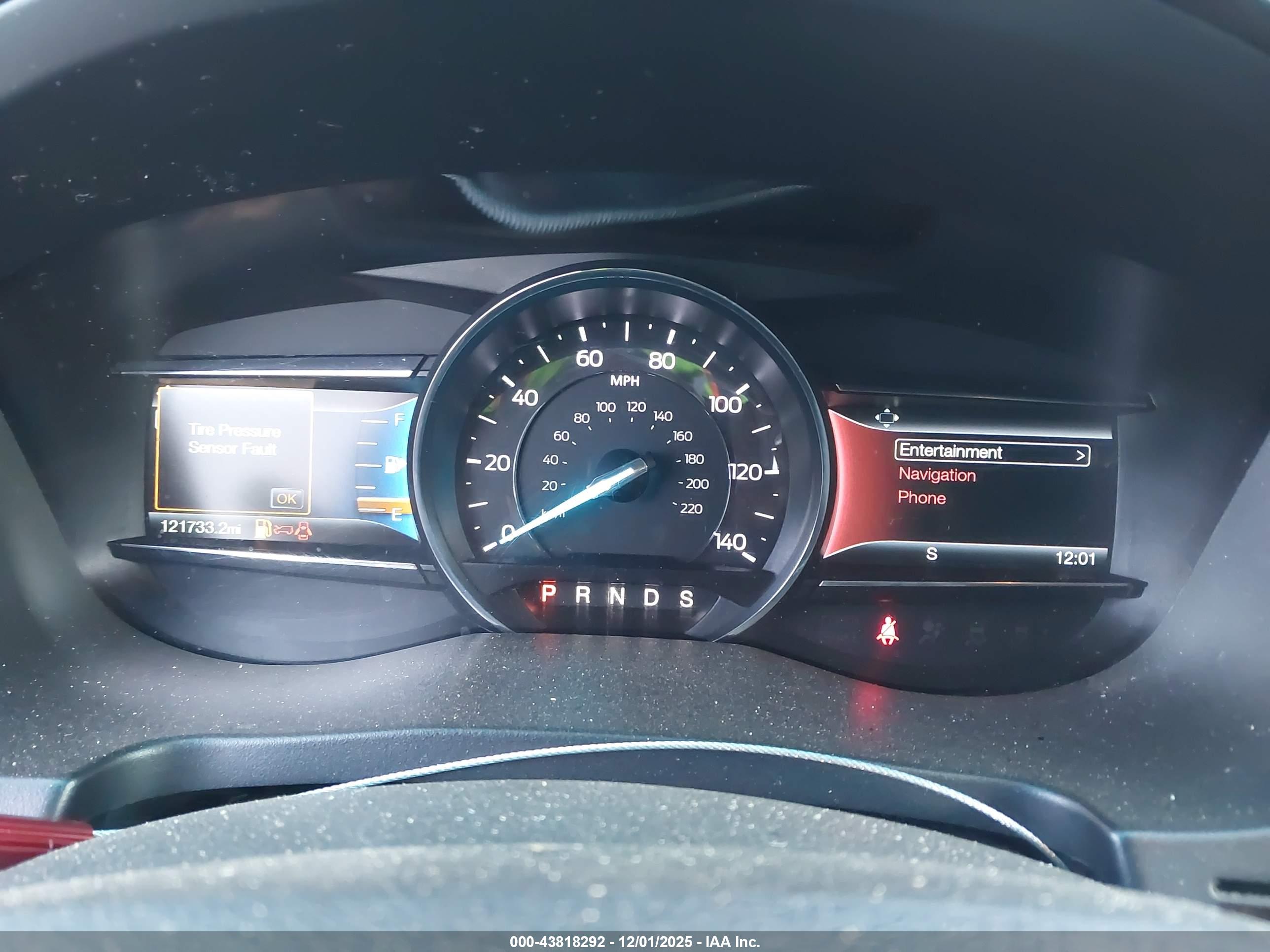 FORD EXPLORER image 7