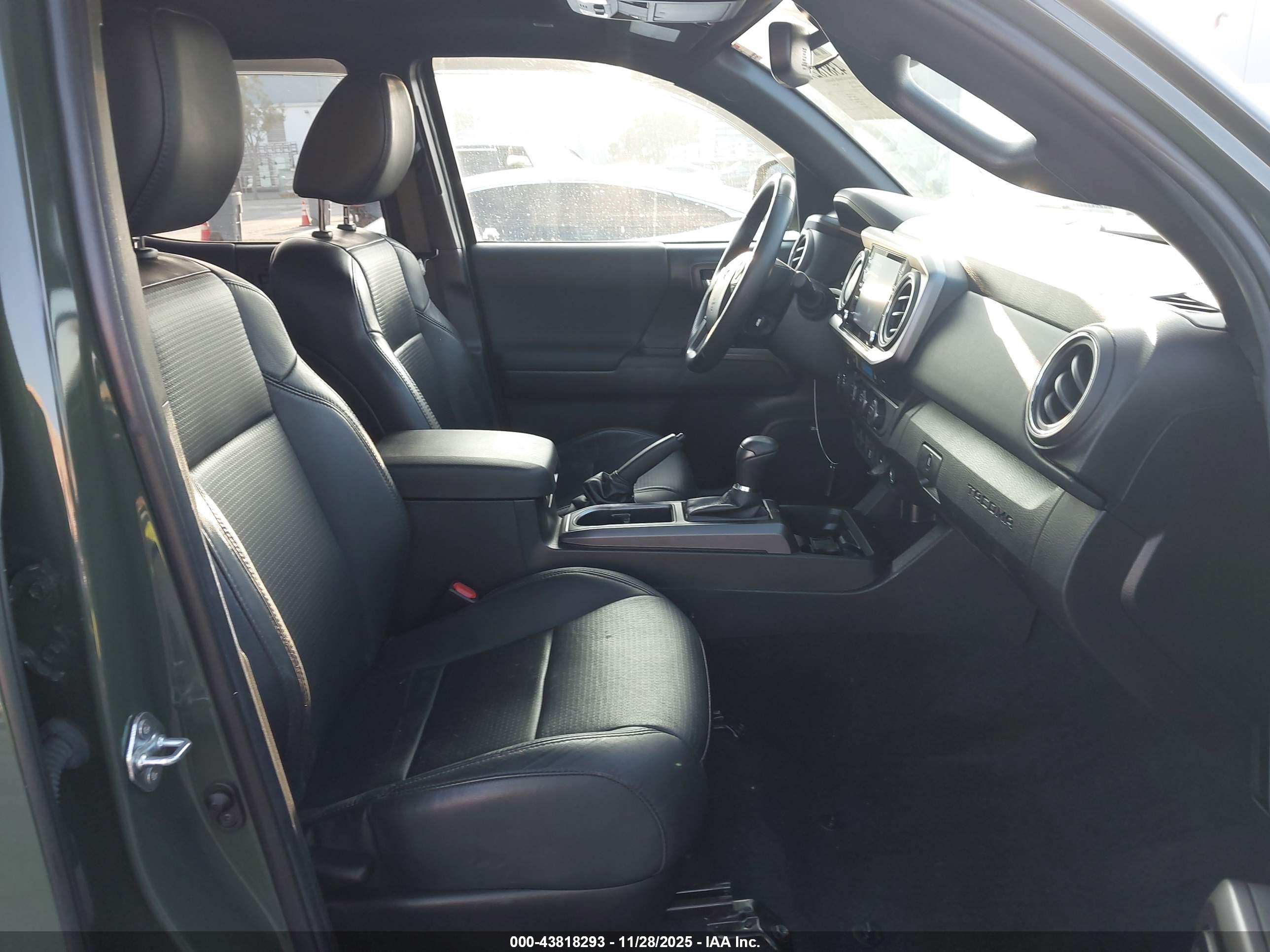TOYOTA TACOMA image 5