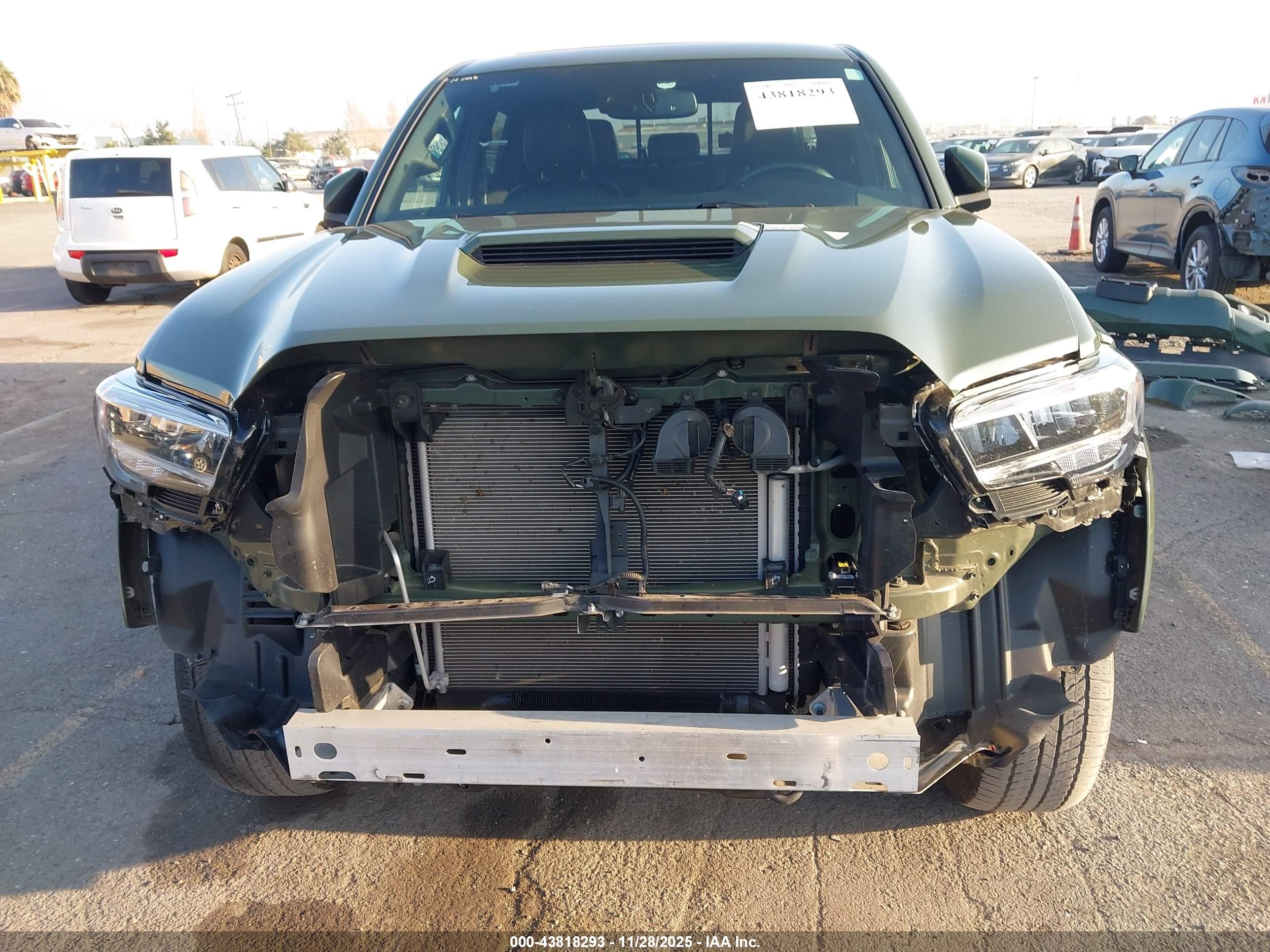TOYOTA TACOMA image 6