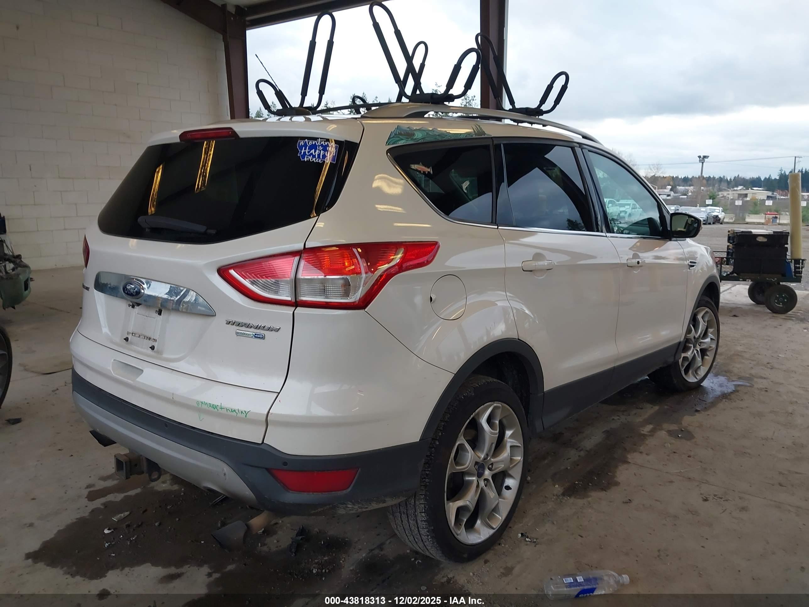 FORD ESCAPE image 4