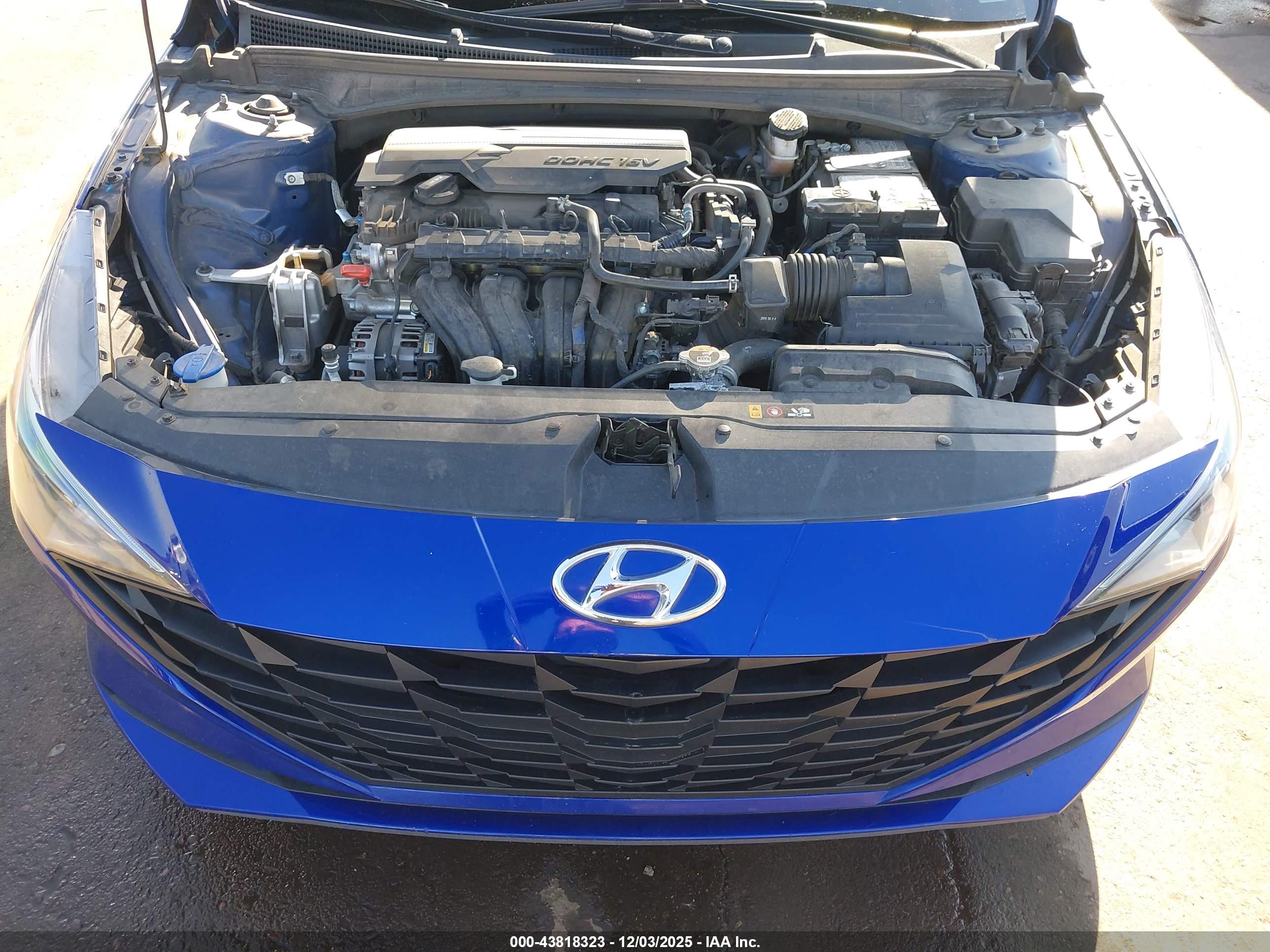 HYUNDAI ELANTRA image 10