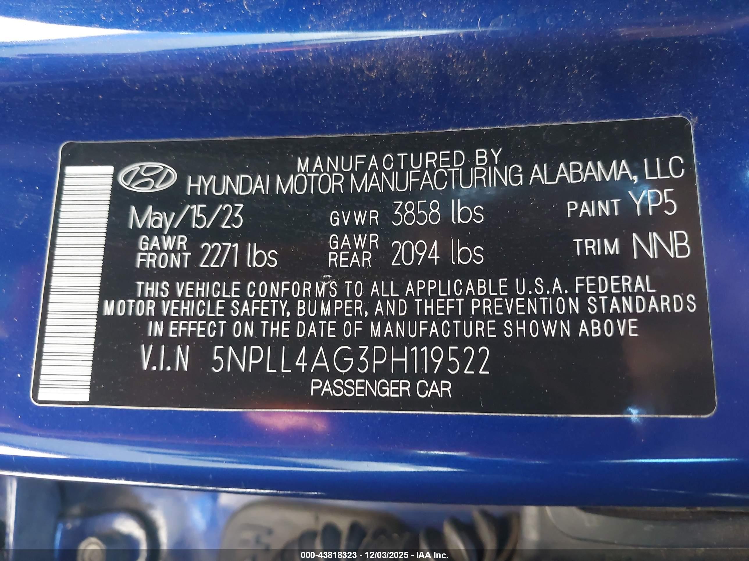 HYUNDAI ELANTRA image 9
