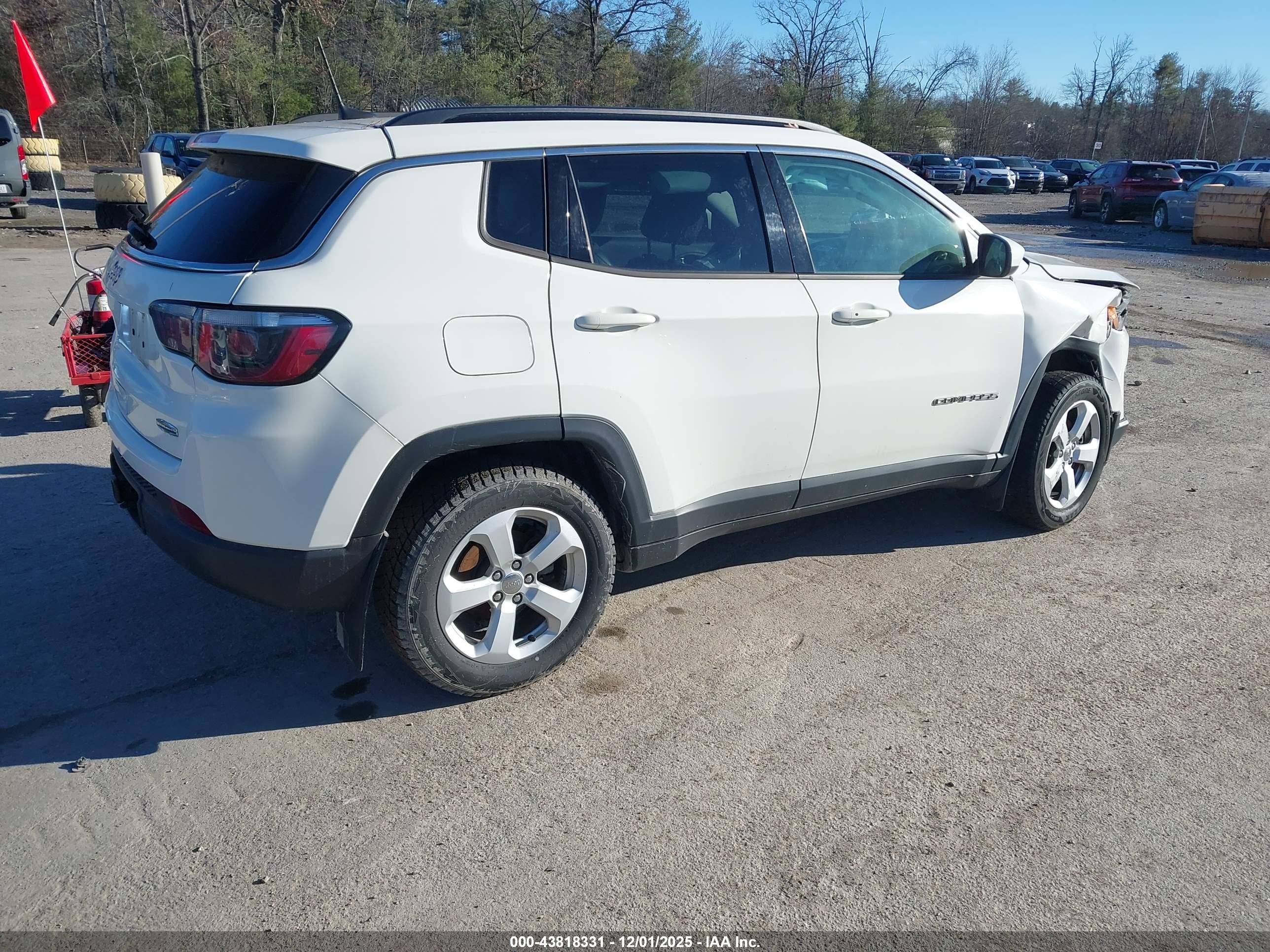 JEEP COMPASS image 4