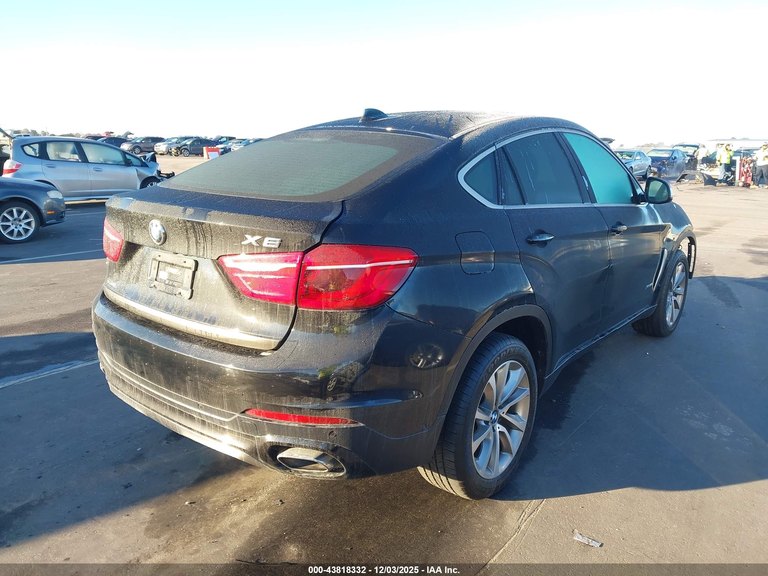 BMW X6 image 4