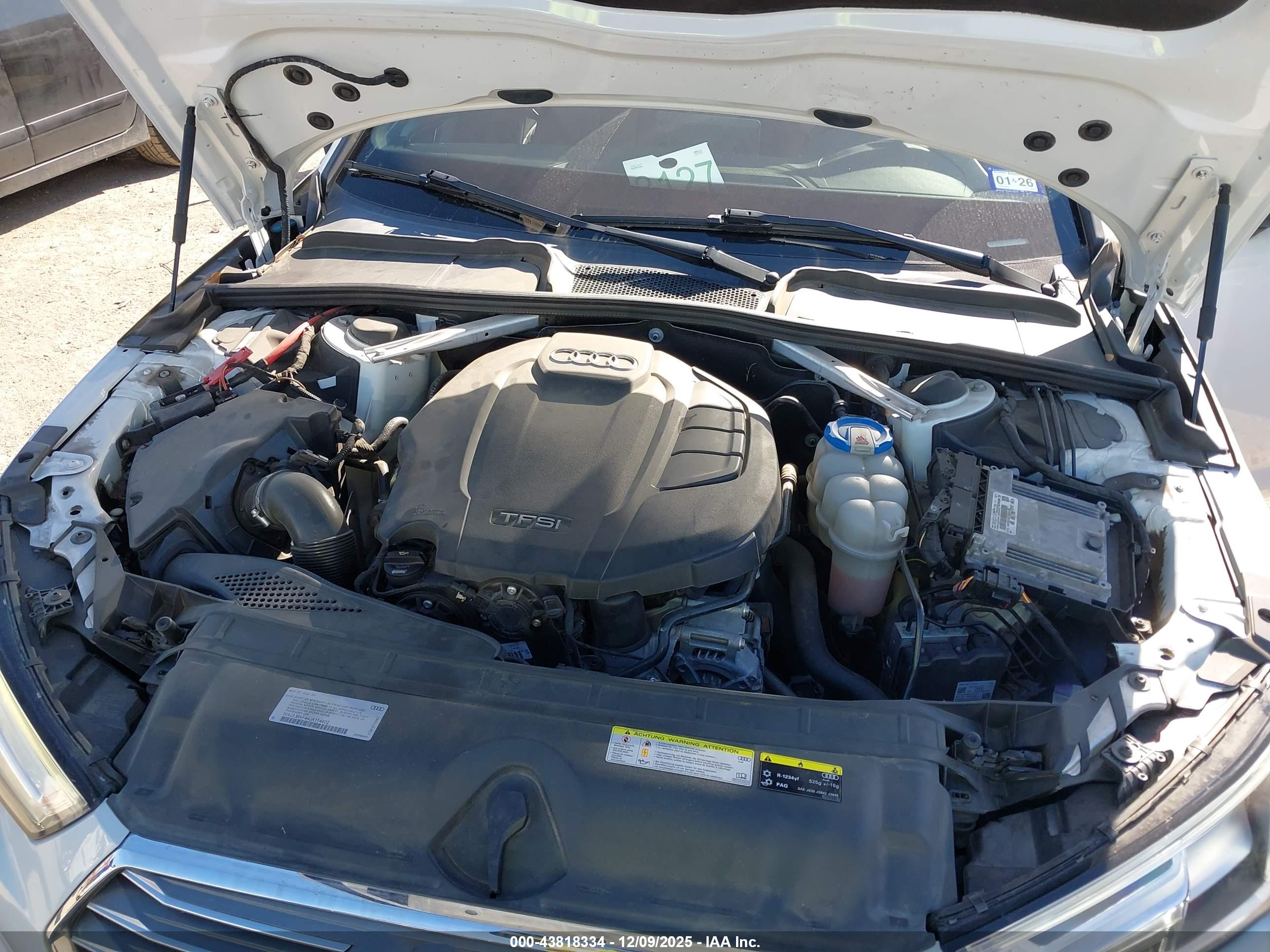 AUDI A4 image 10