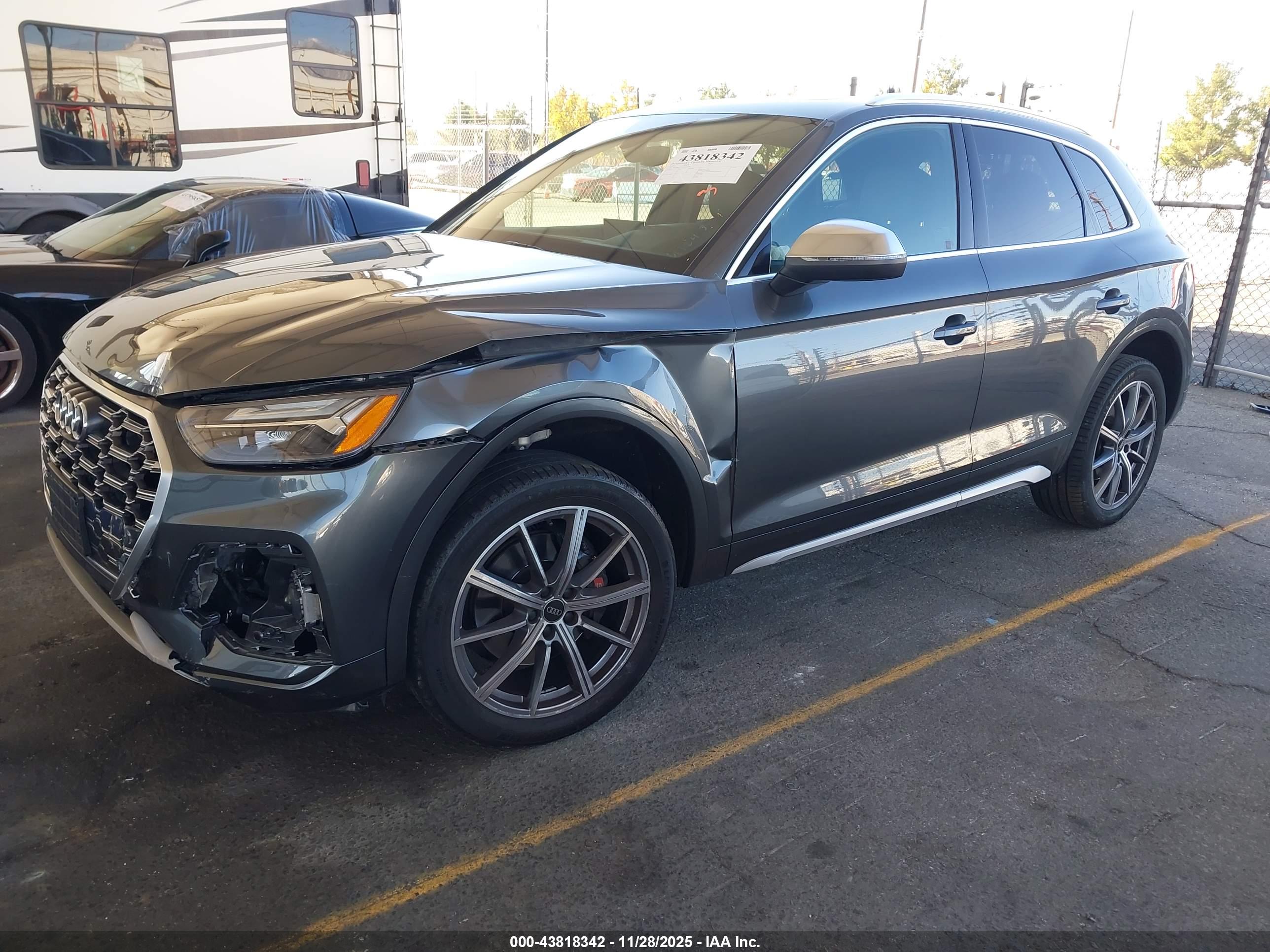 AUDI SQ5 image 2