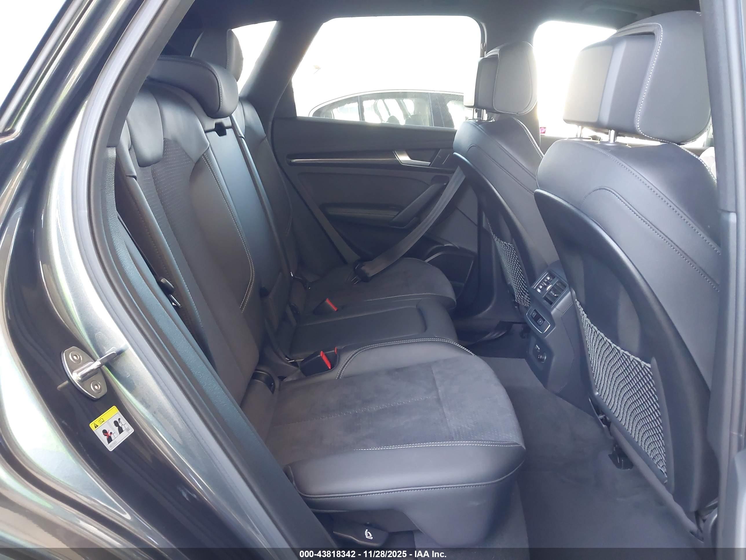 AUDI SQ5 image 8