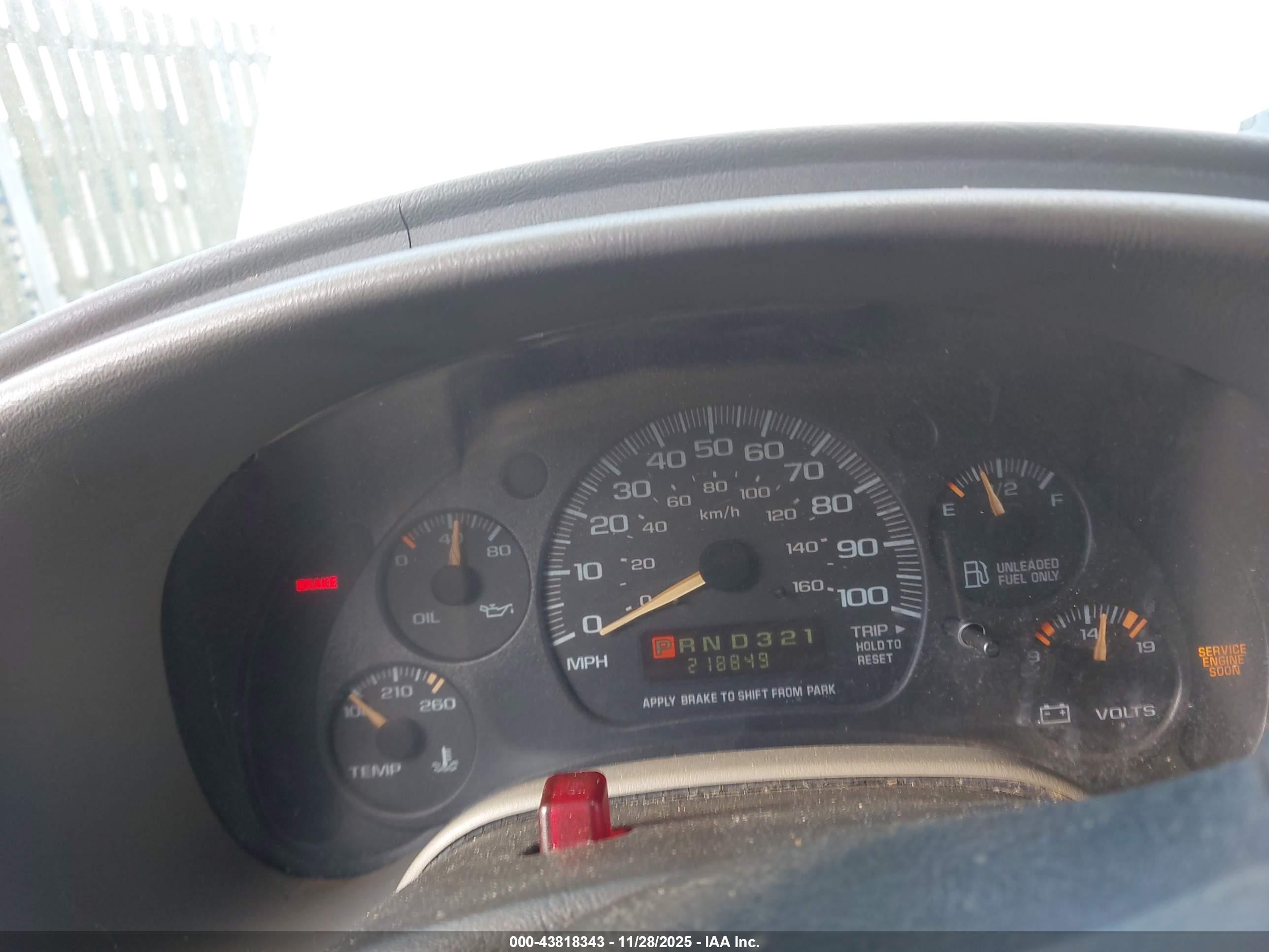 CHEVROLET ASTRO image 7
