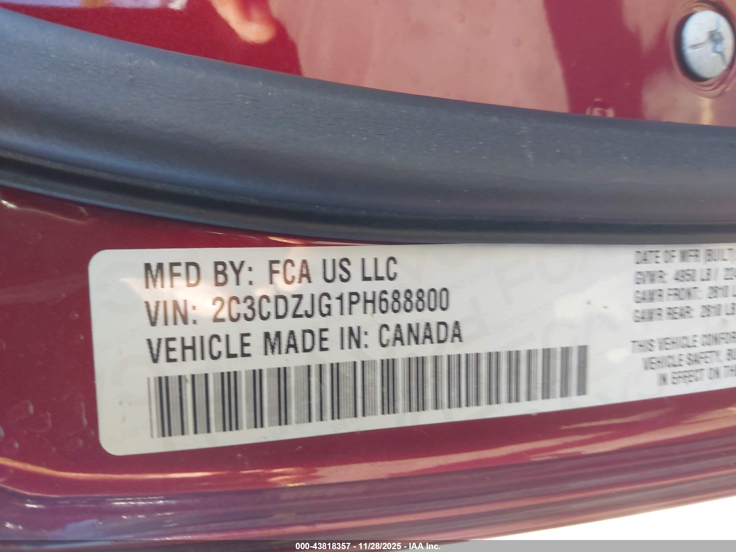 DODGE CHALLENGER image 9
