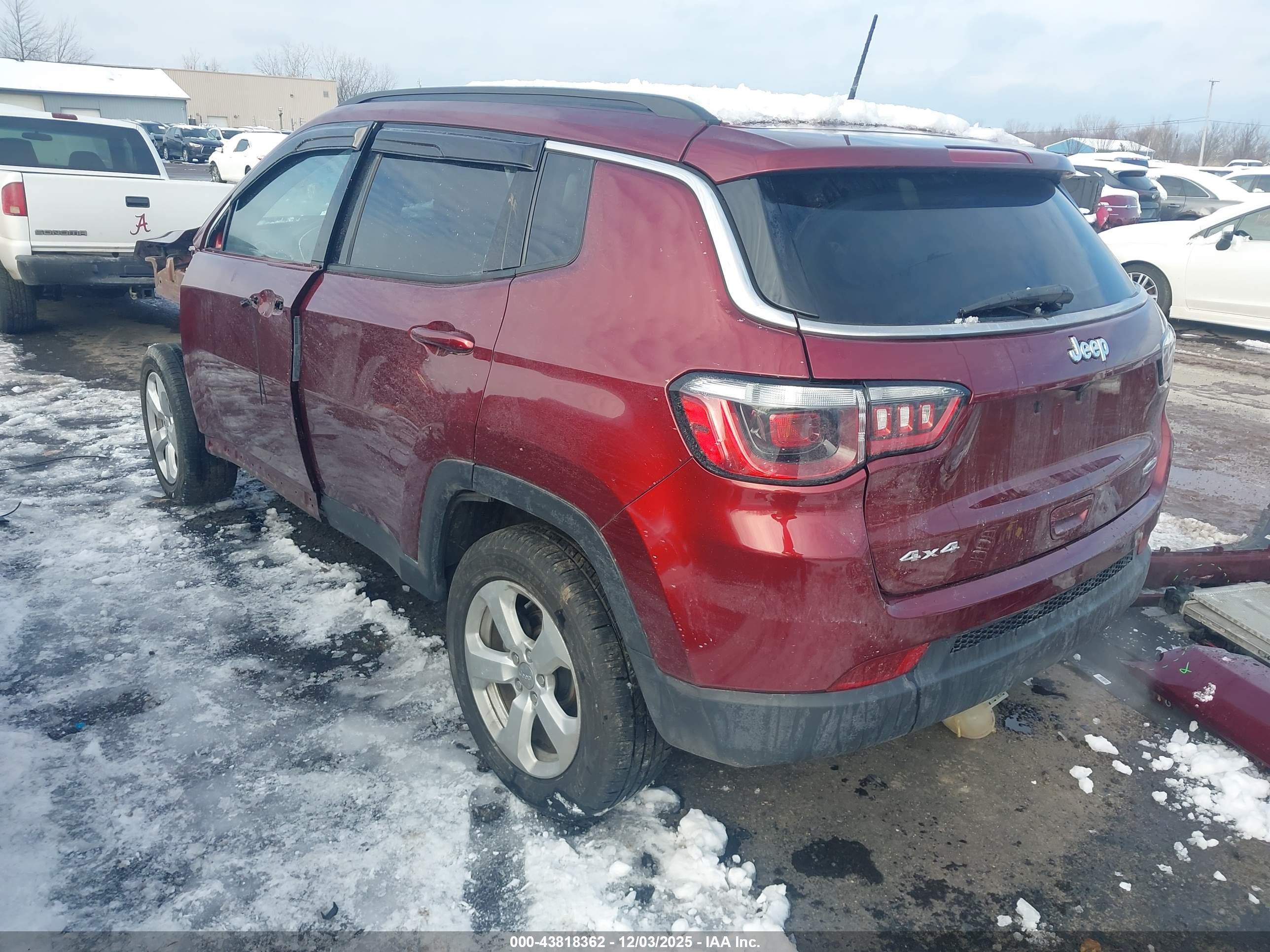 JEEP COMPASS image 3
