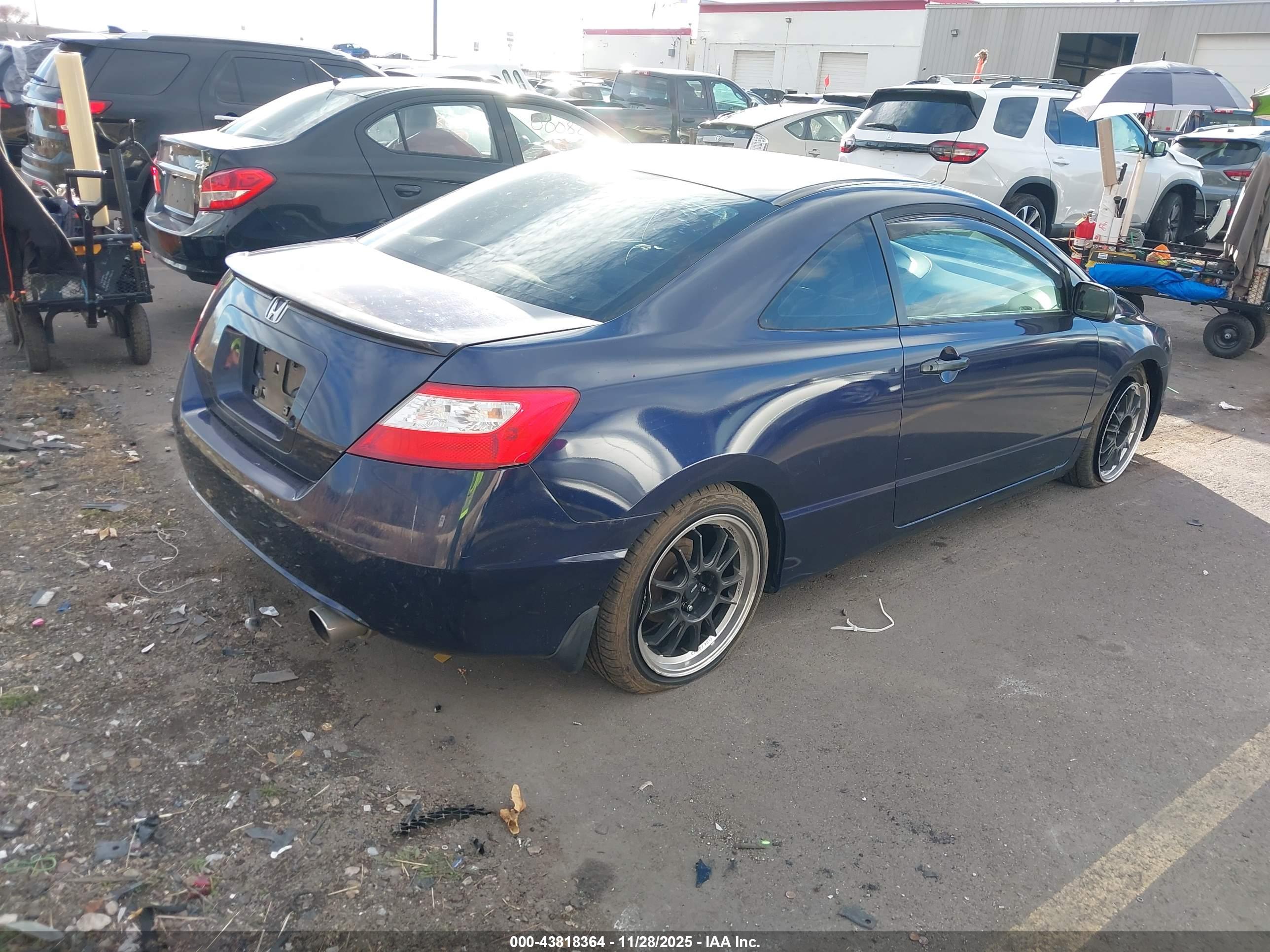 HONDA CIVIC image 4