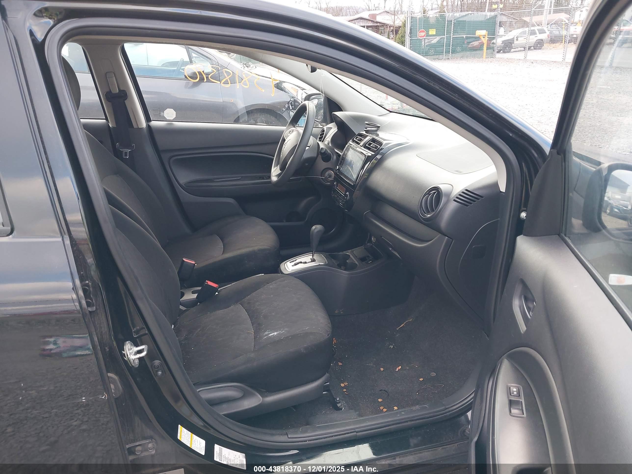 MITSUBISHI MIRAGE image 5