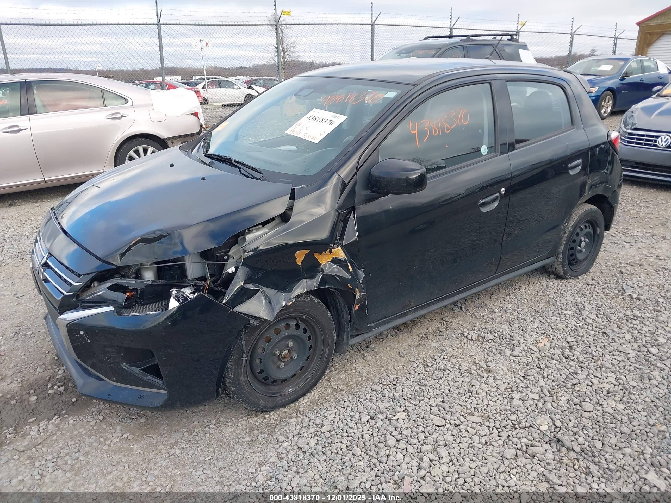 MITSUBISHI MIRAGE image 6