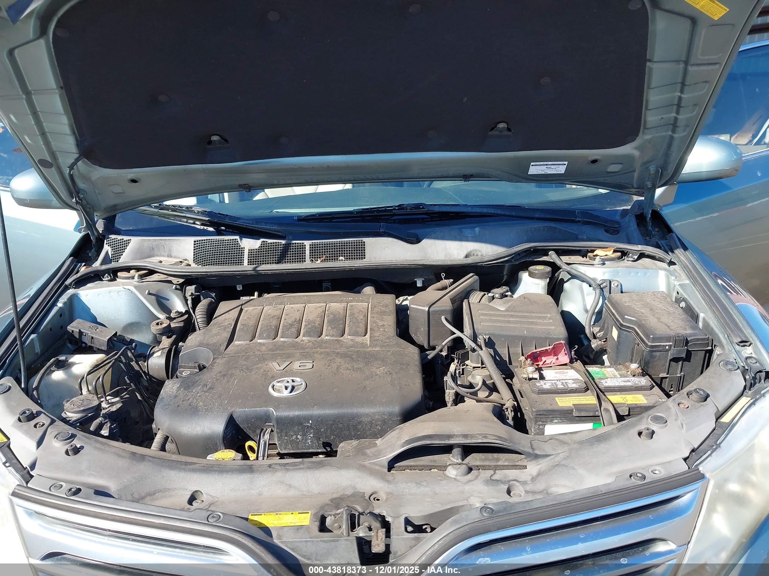 TOYOTA VENZA image 10