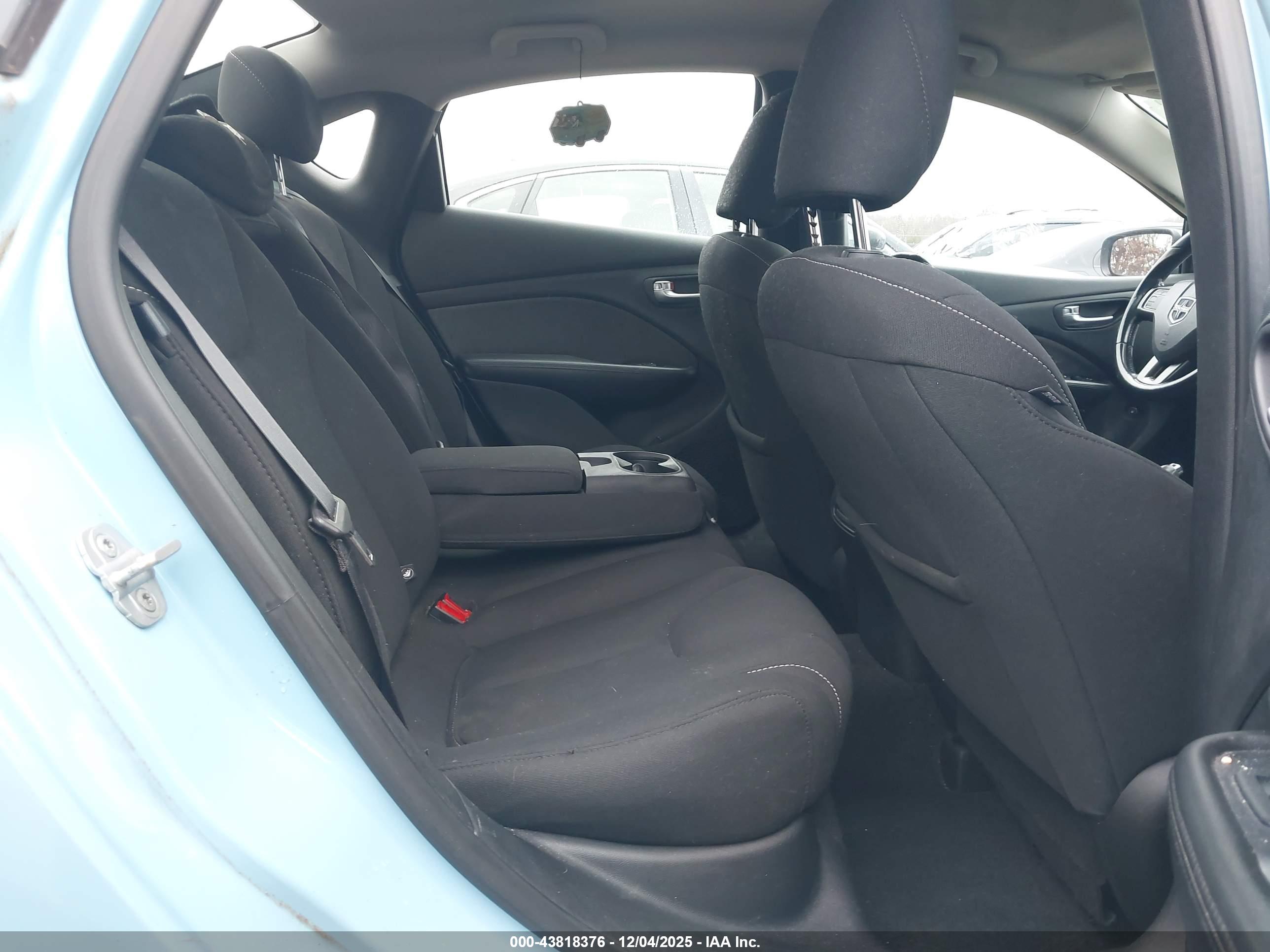 DODGE DART image 8