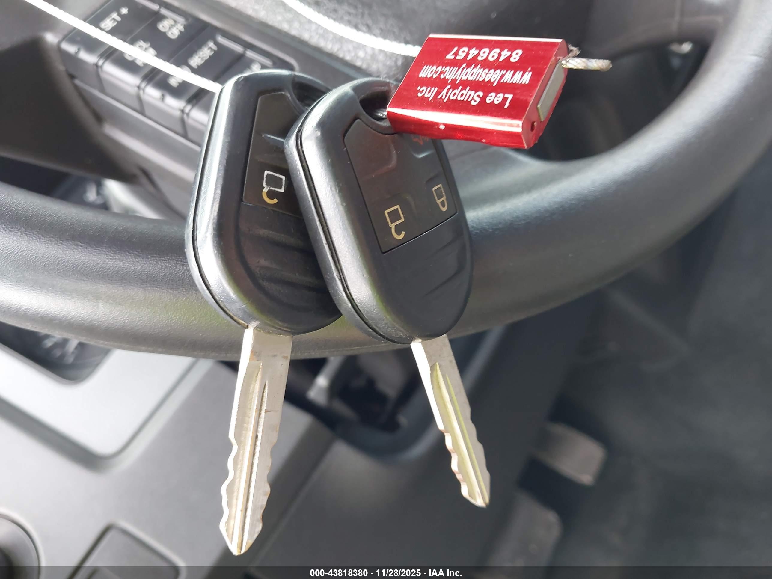 FORD F-150 image 11