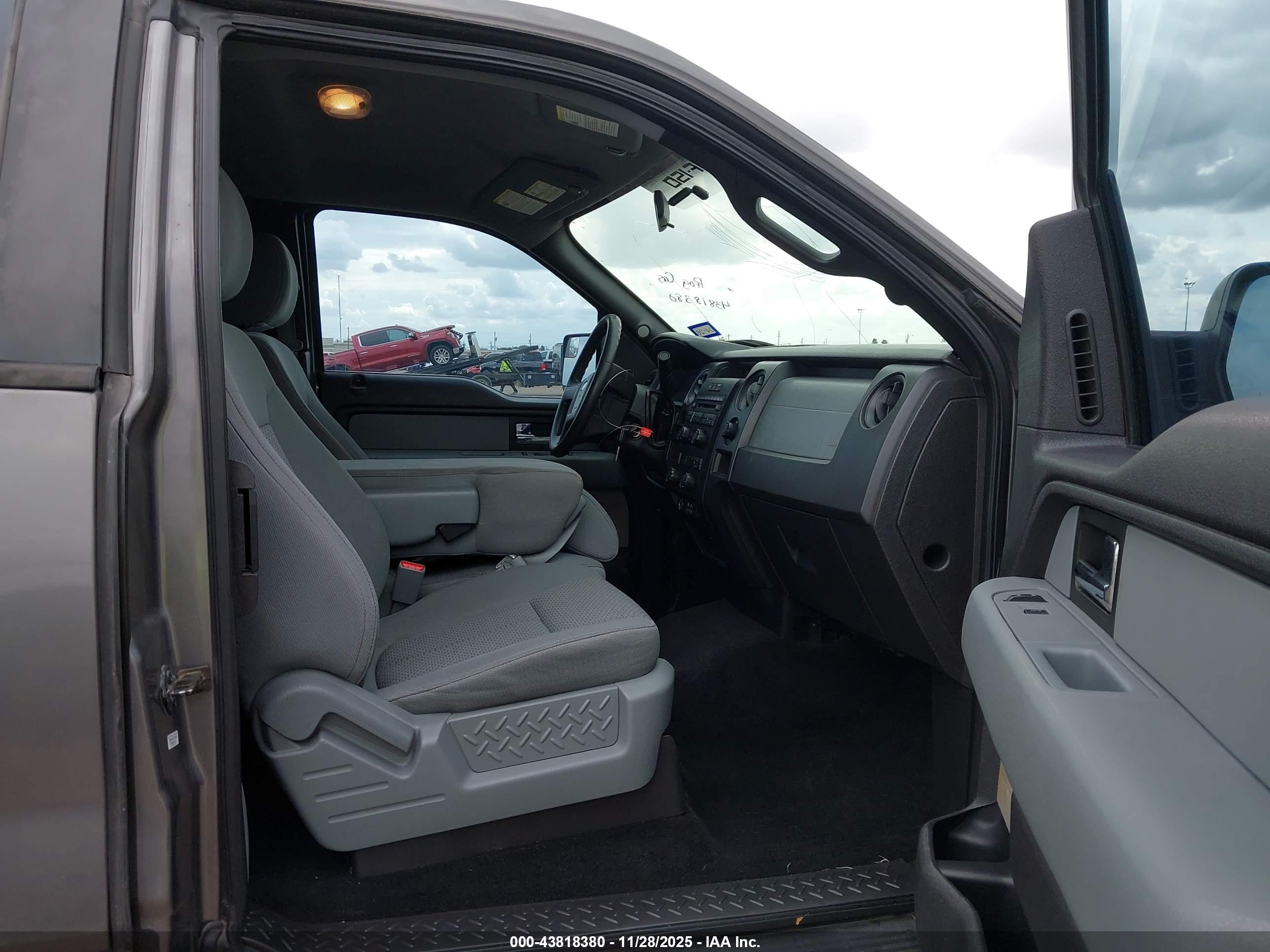 FORD F-150 image 5