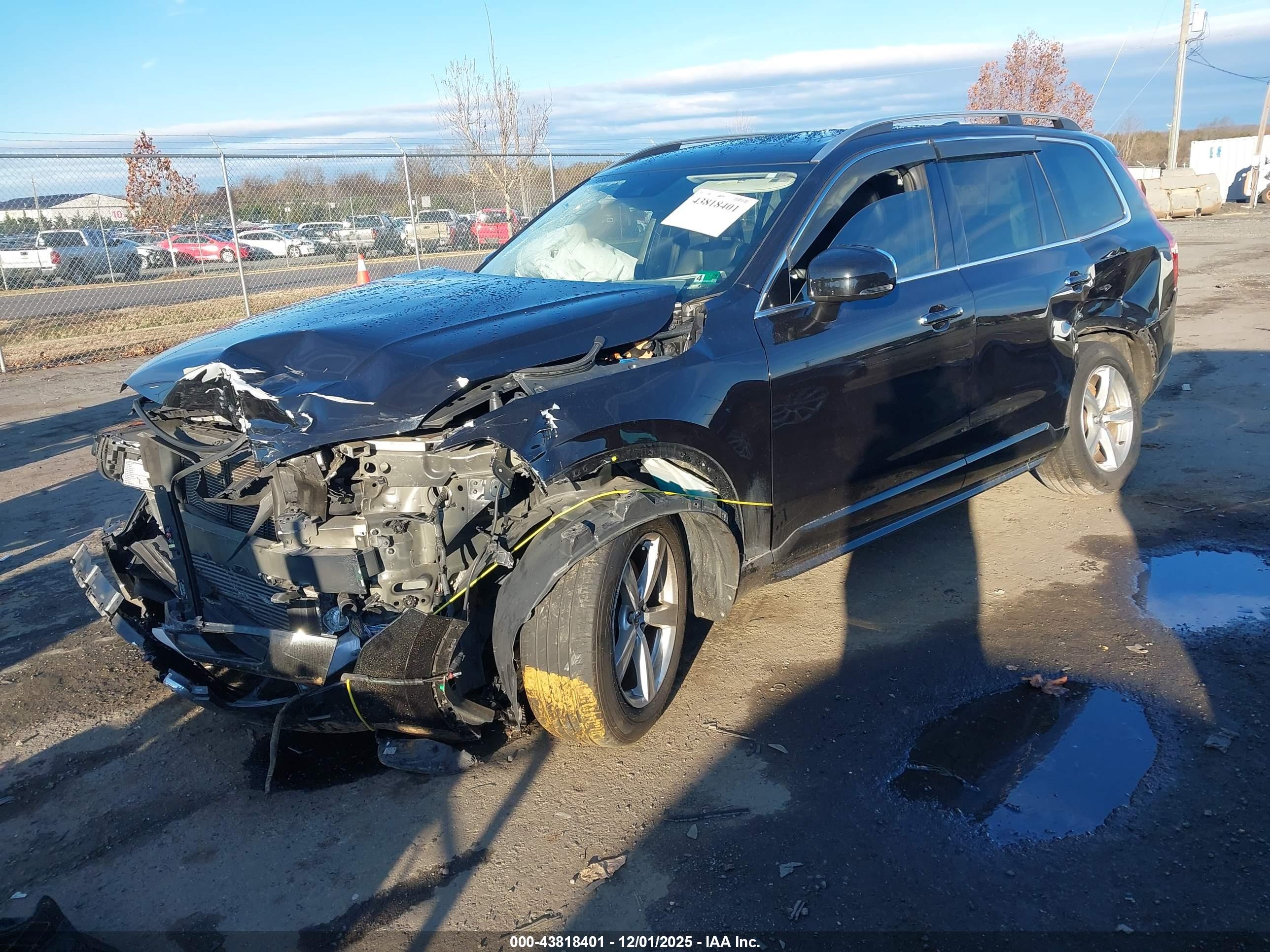VOLVO XC90 image 2